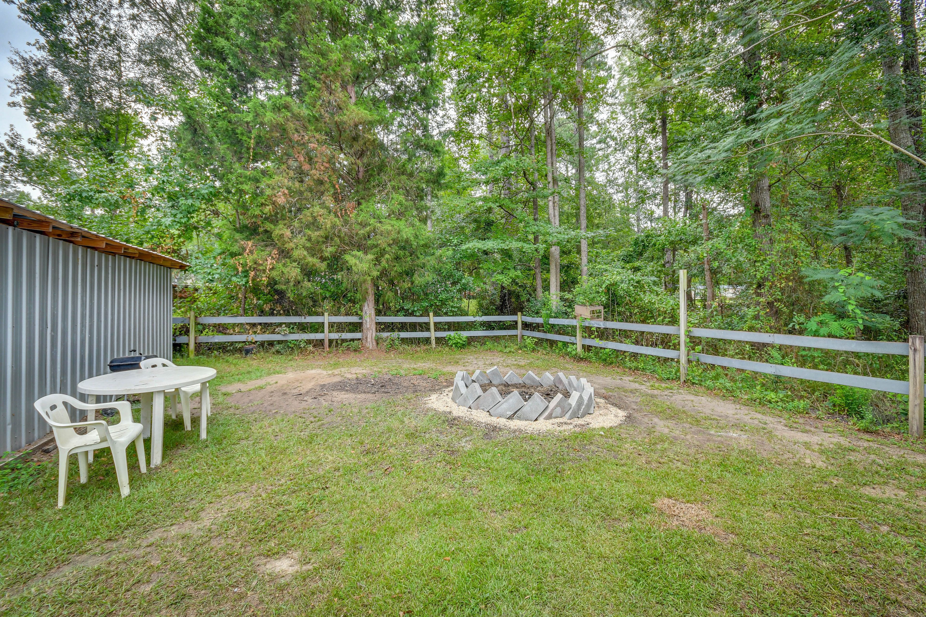 Fire Pit | Backyard