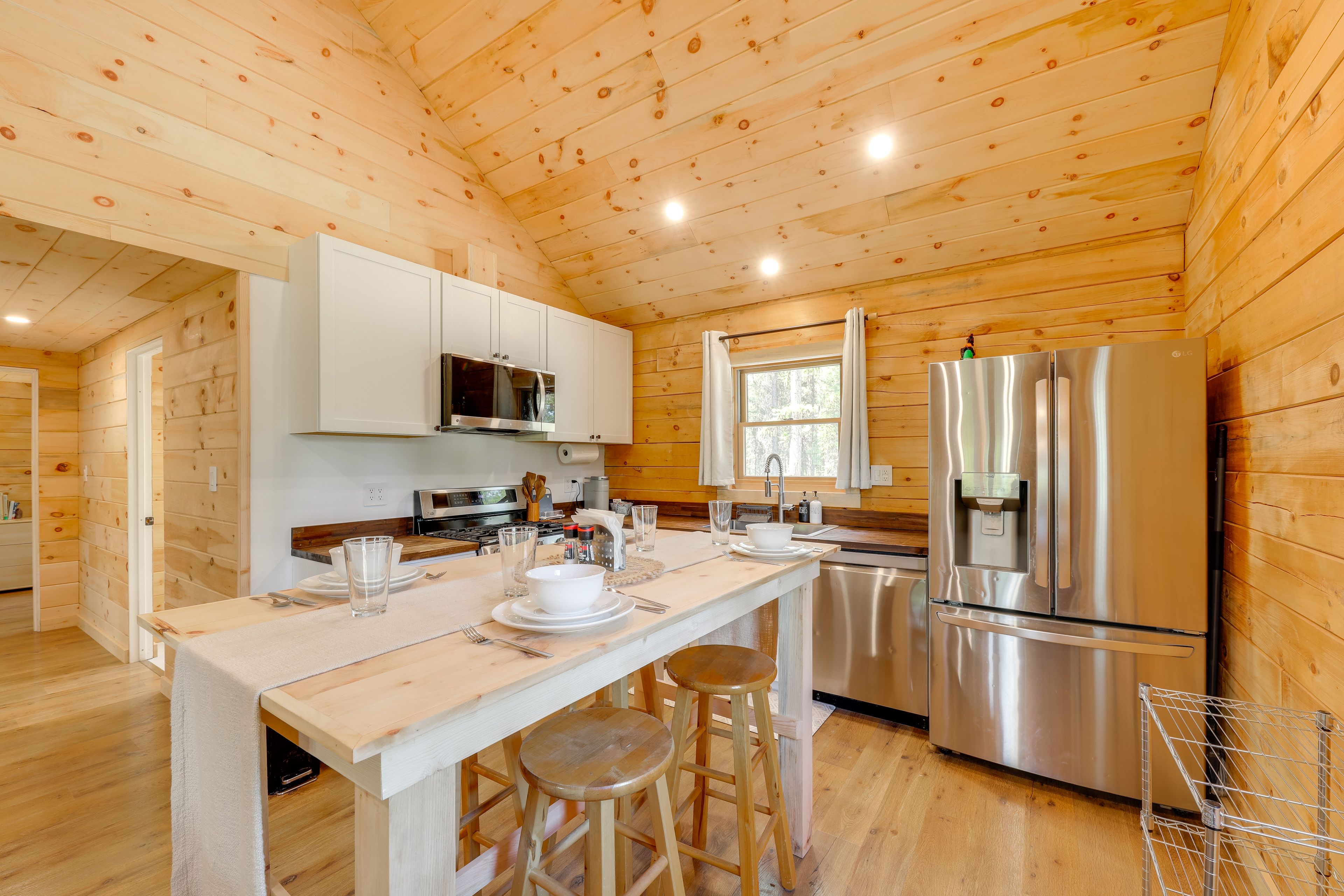 Kitchen | Keurig Coffee Maker | Dishwasher | Cooking Basics | 1st Floor