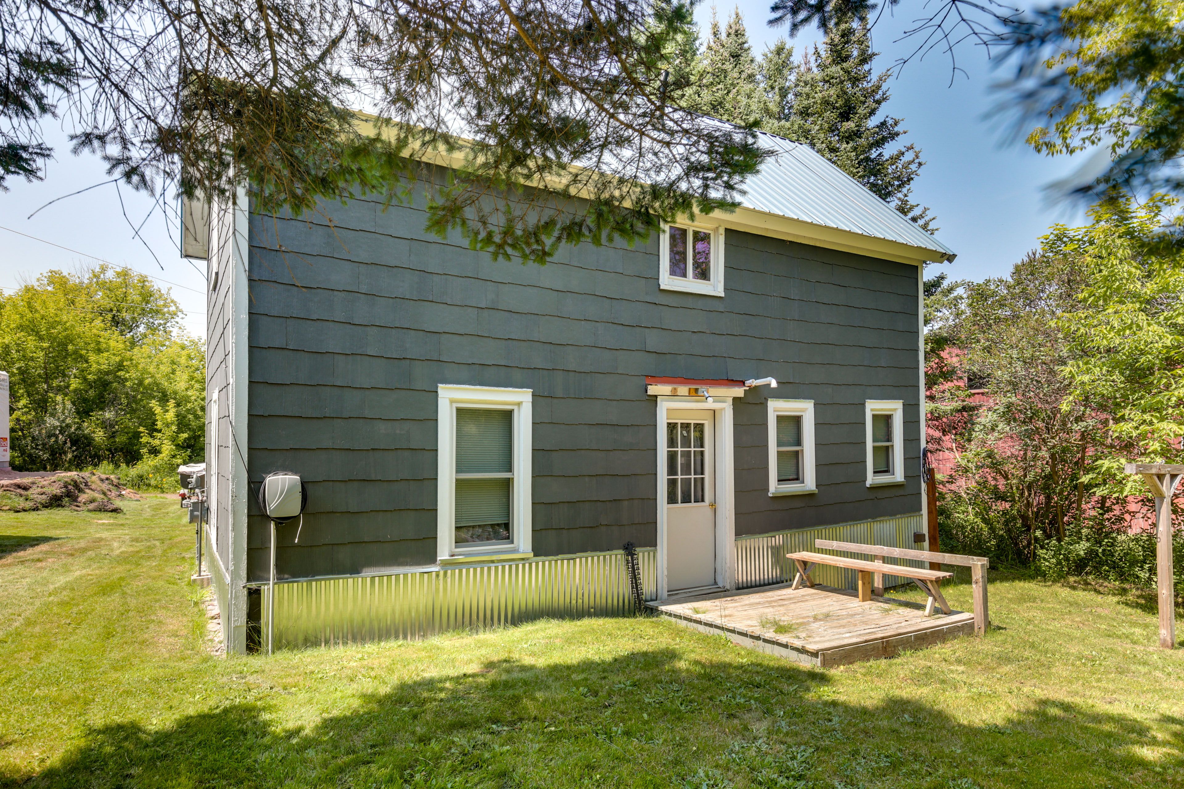 Porch | Outdoor Seating