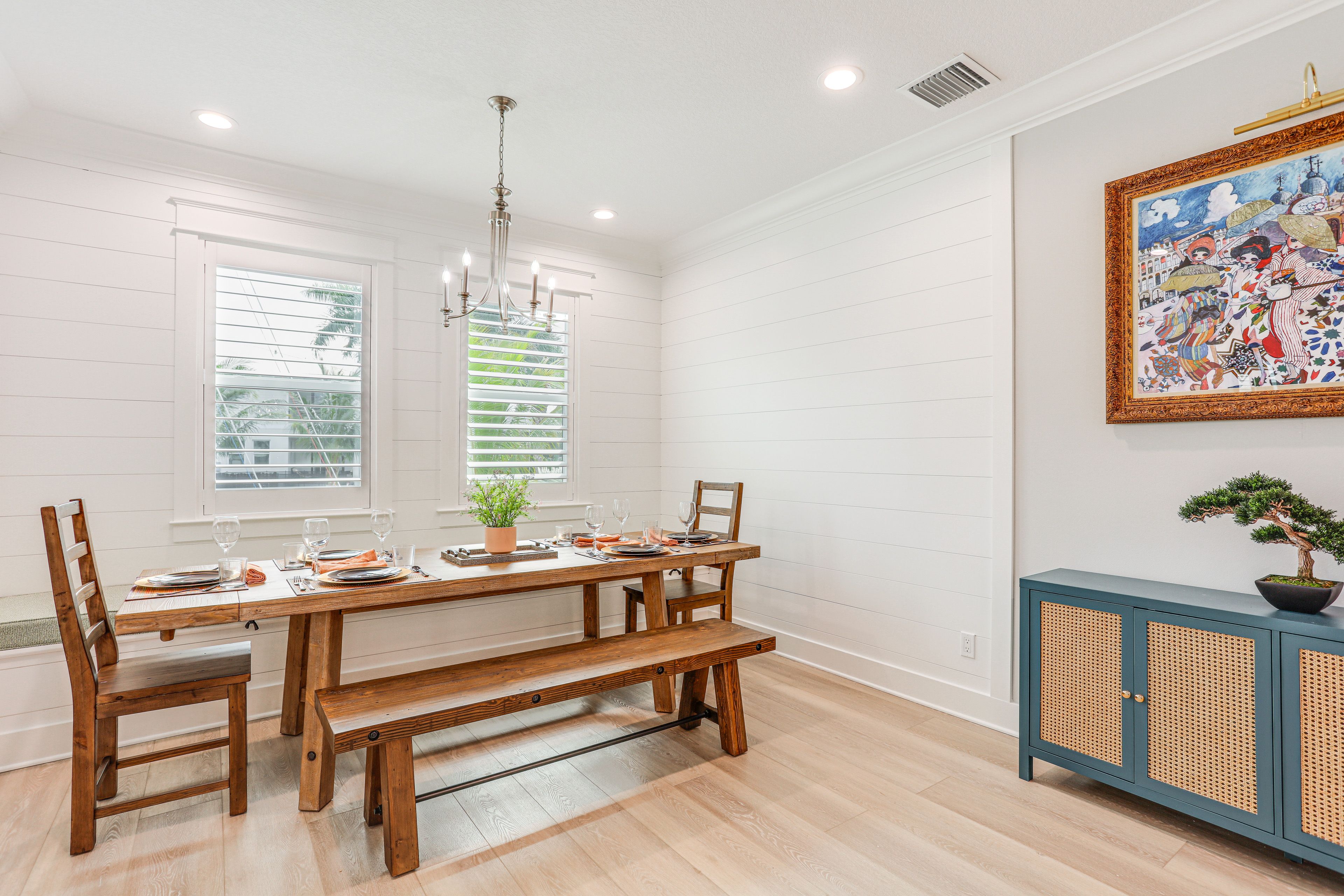 Dining Area | Dishware & Flatware