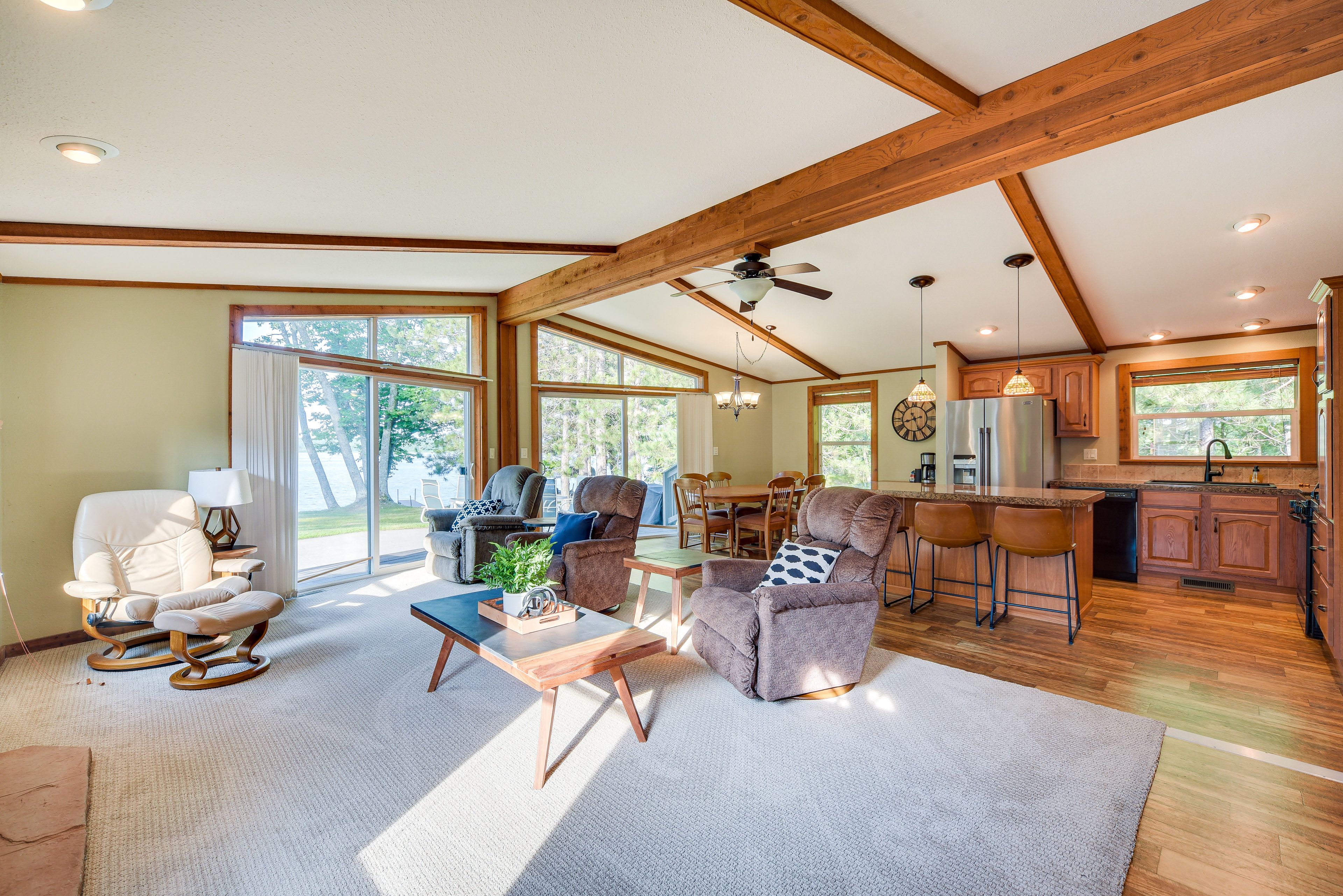 Sarona Vacation Rental | 2BR | 2BA | 1,800 Sq Ft | 2 Steps to Enter