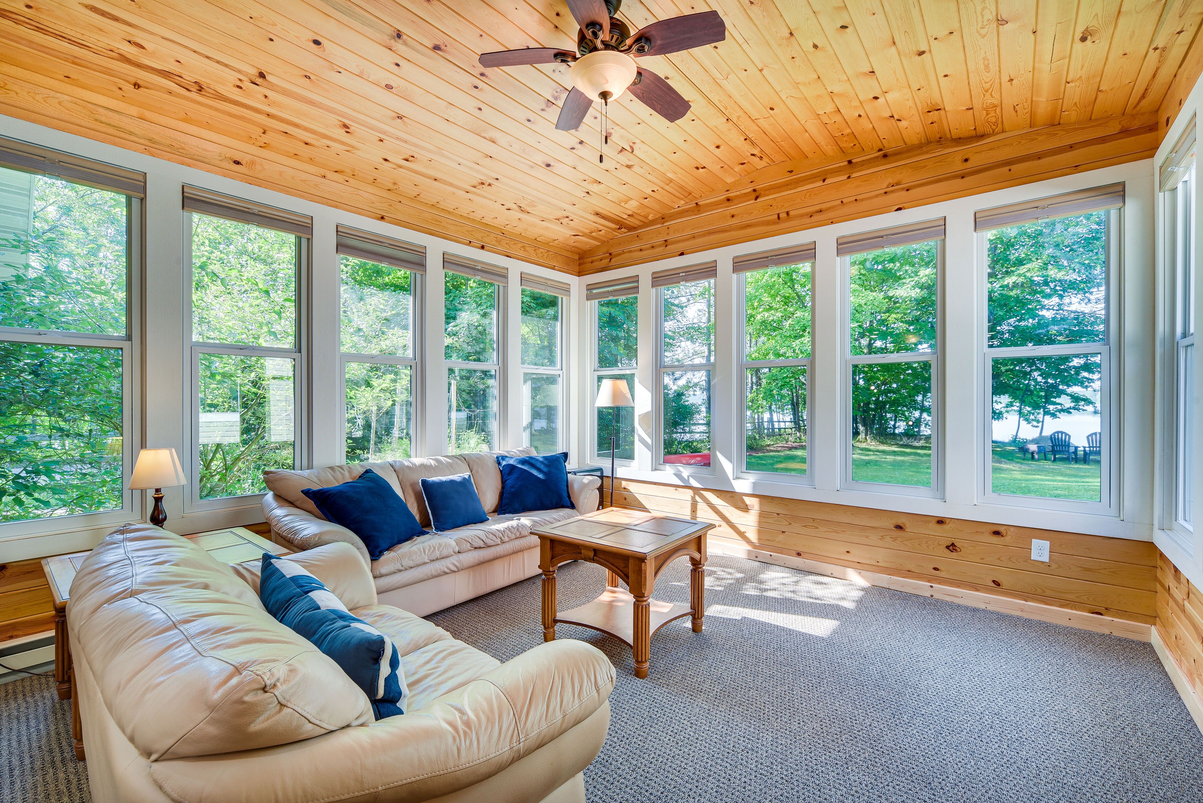 Living Room | Sleeper Sofa