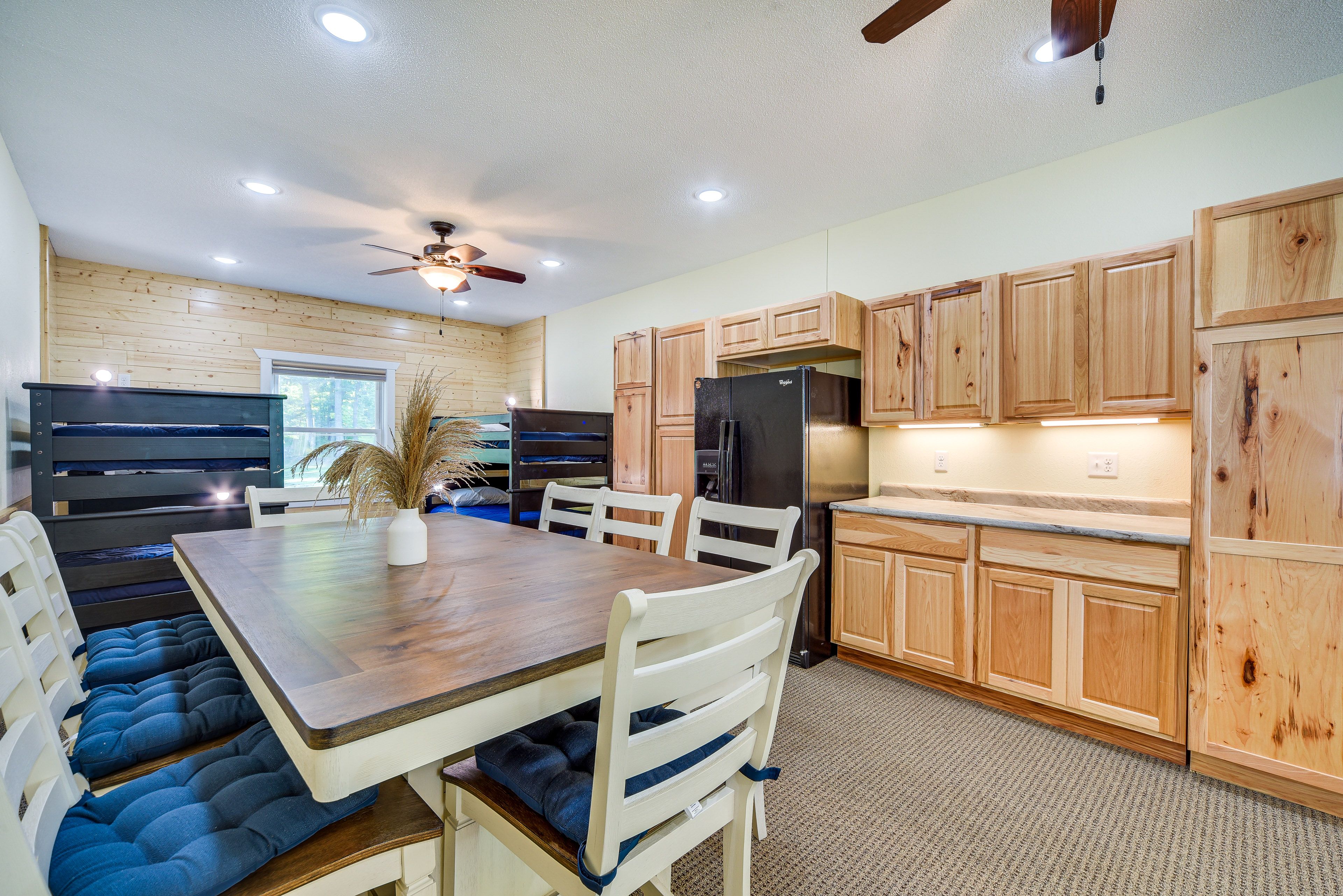 Family Room | Dining Area | 2 Twin Bunk Beds