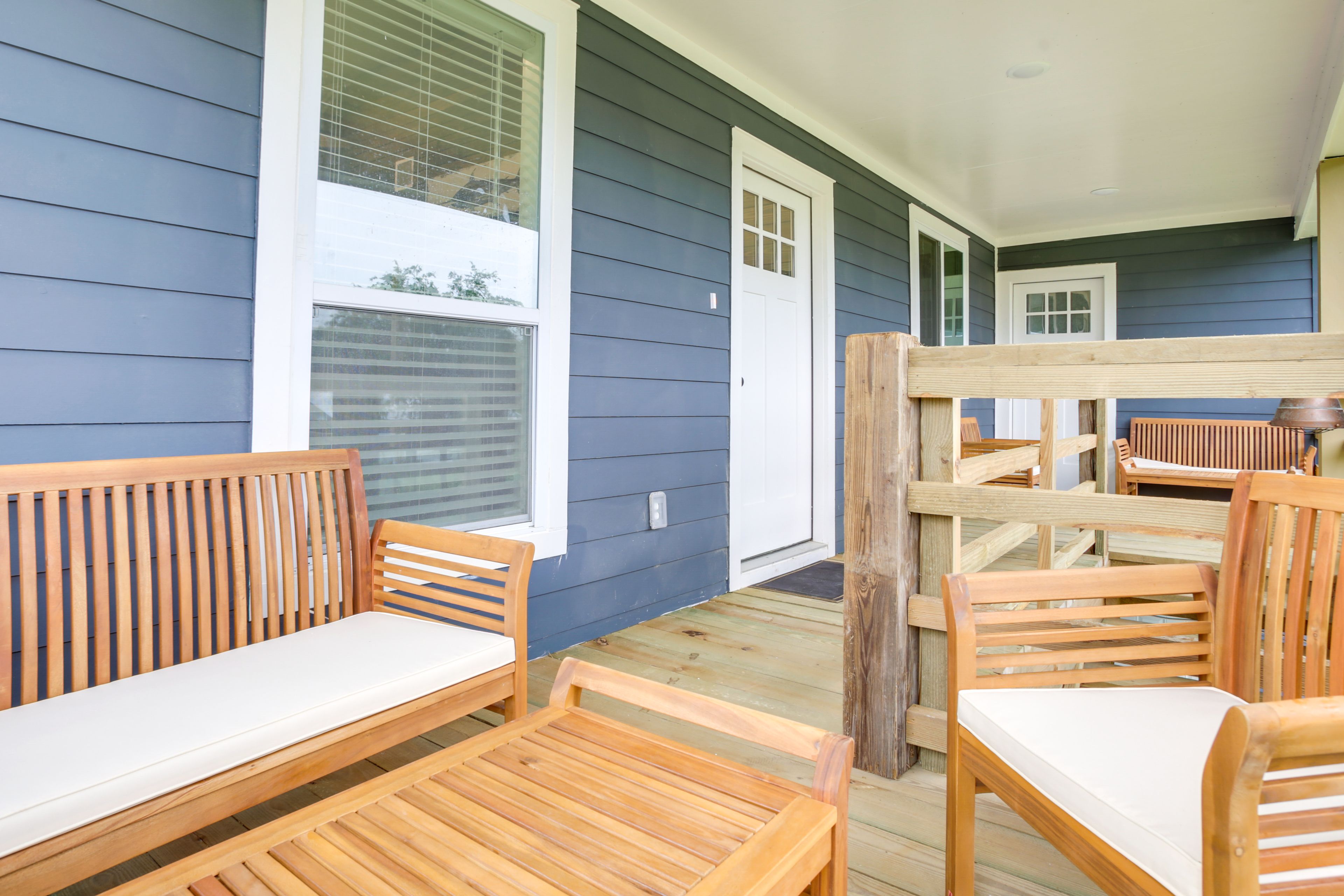 Furnished Deck
