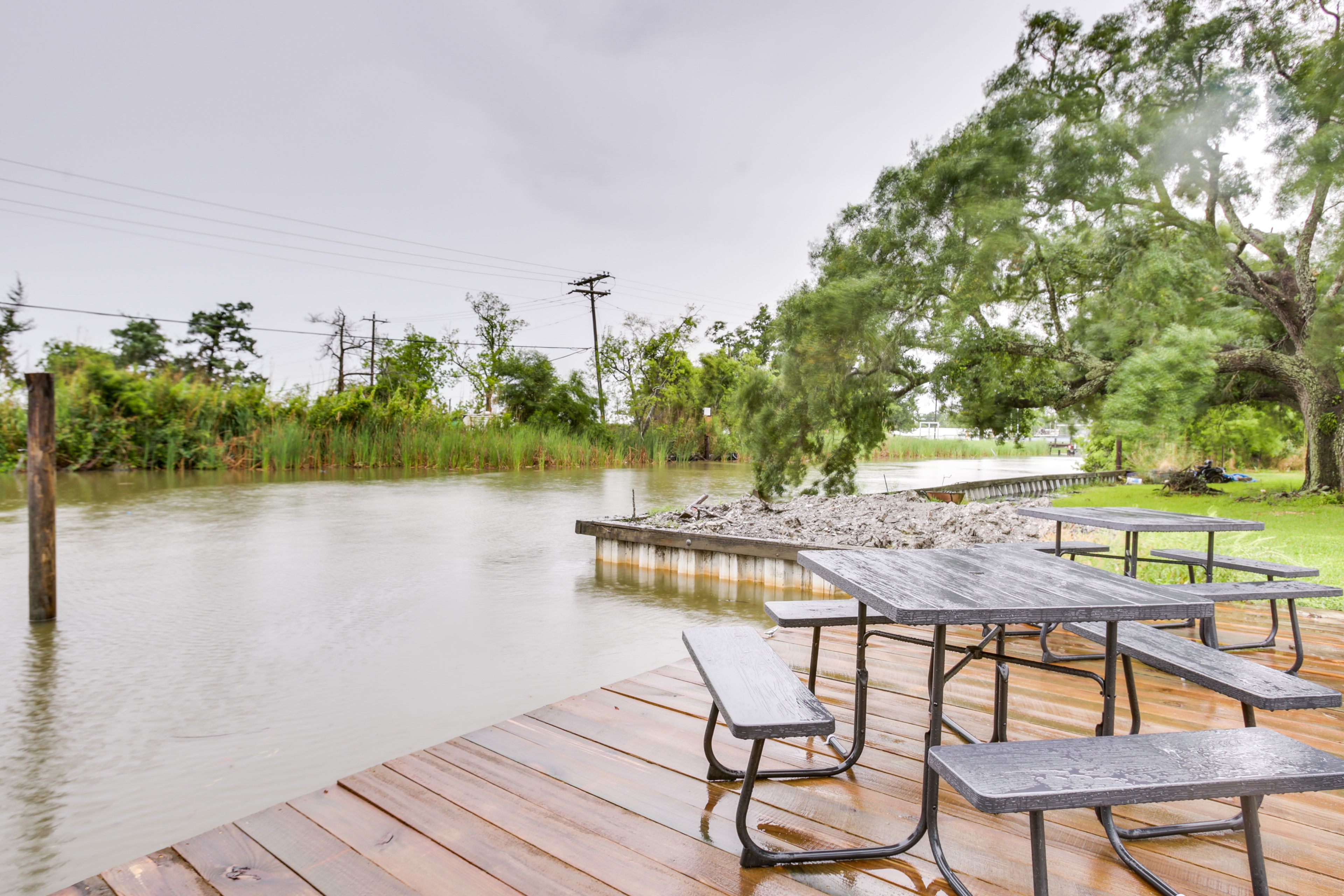 Additional Outdoor Dining Area