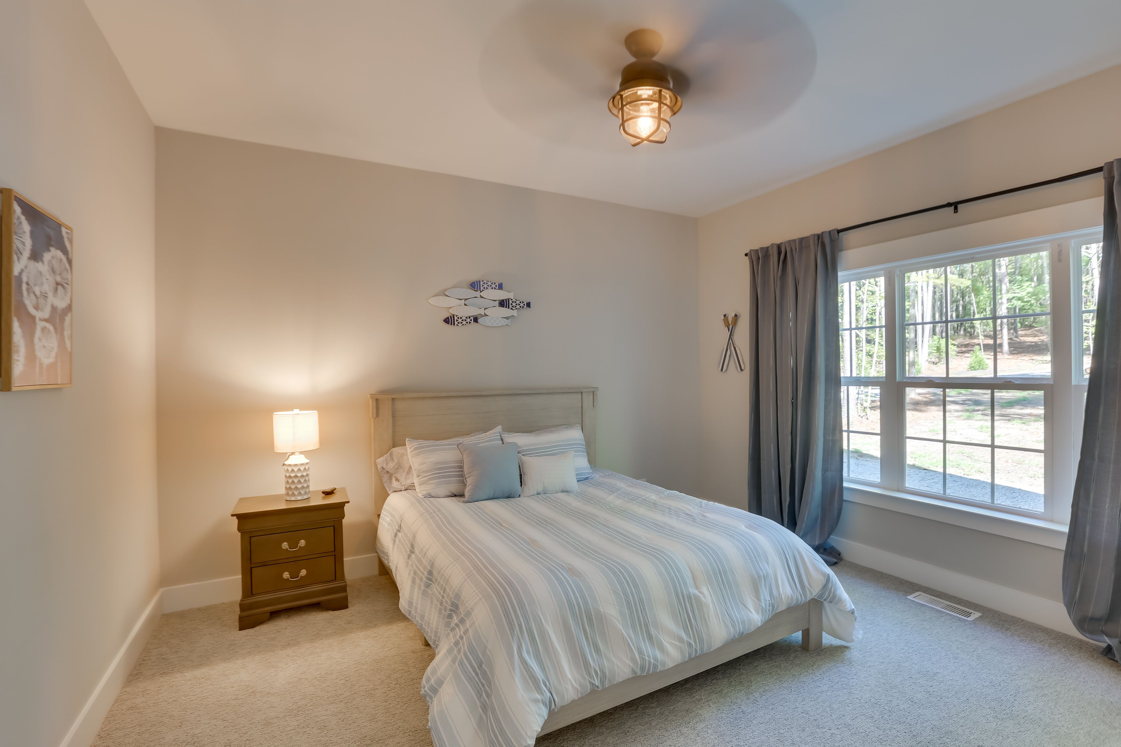 Bedroom 1 | Queen Bed | Linens Provided | Main Floor