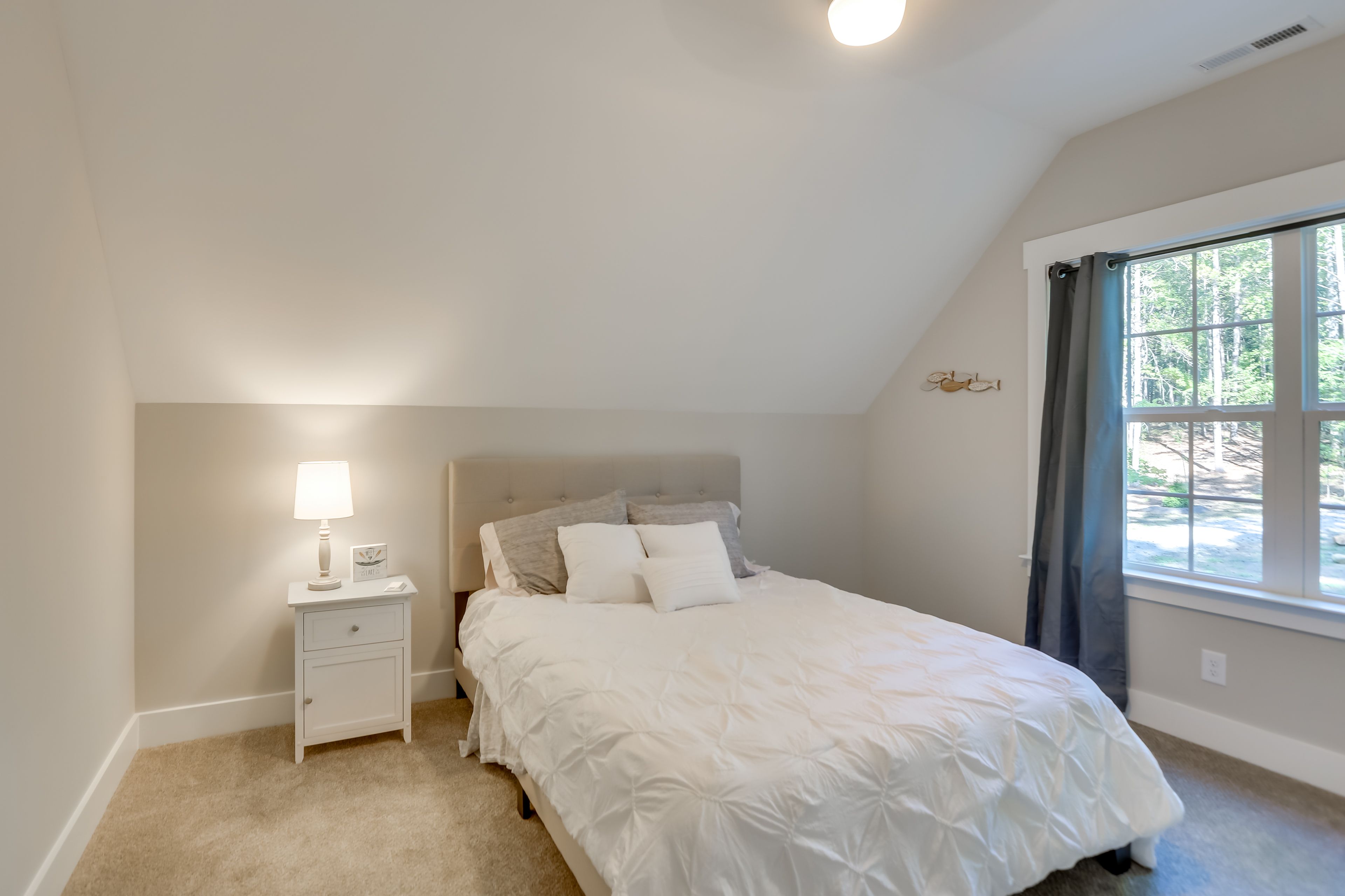 Bedroom 2 | Queen Bed | 2nd Floor | Stairs Required