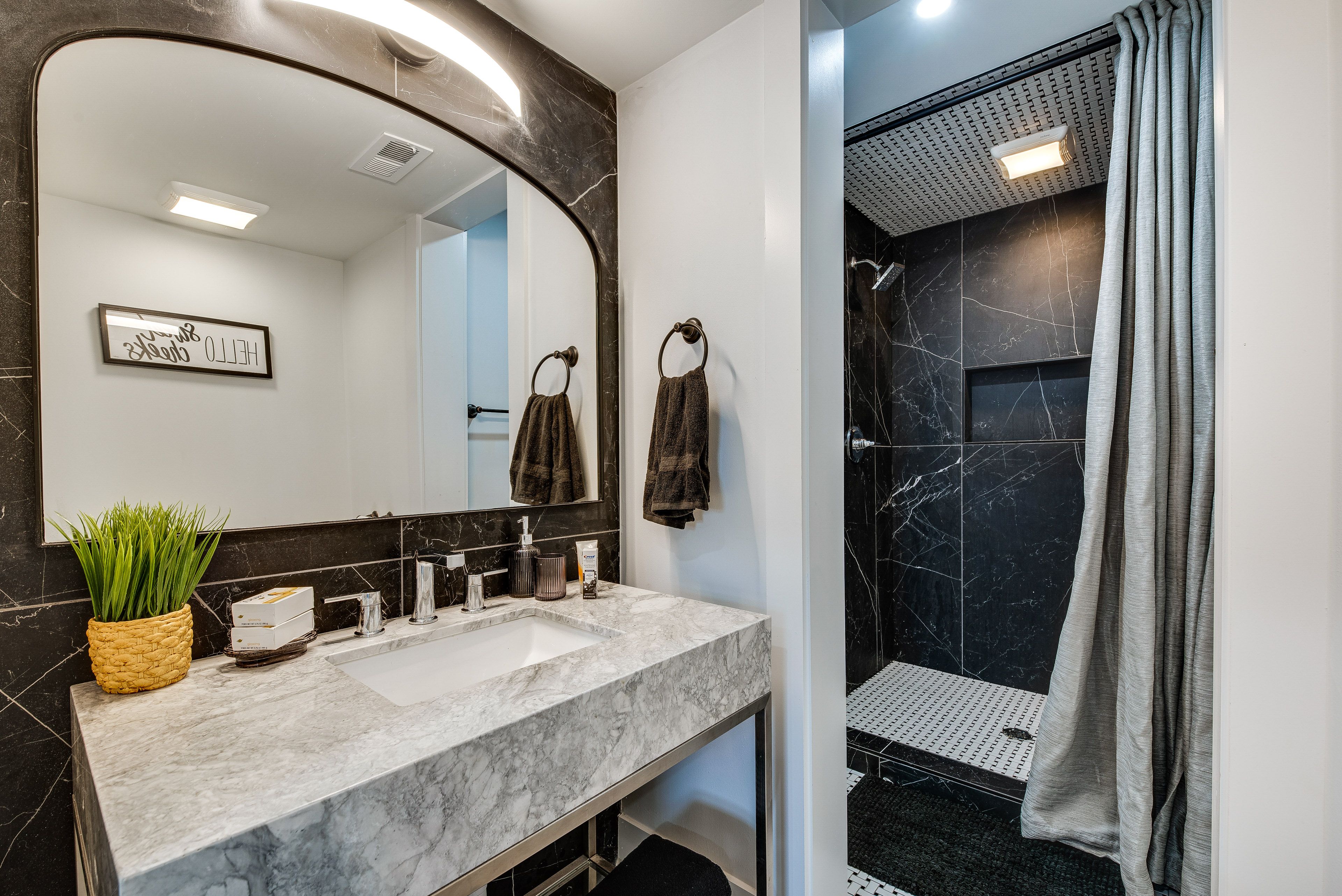 Full Bathroom | Walk-In Shower | Towels Provided | Hair Dryer