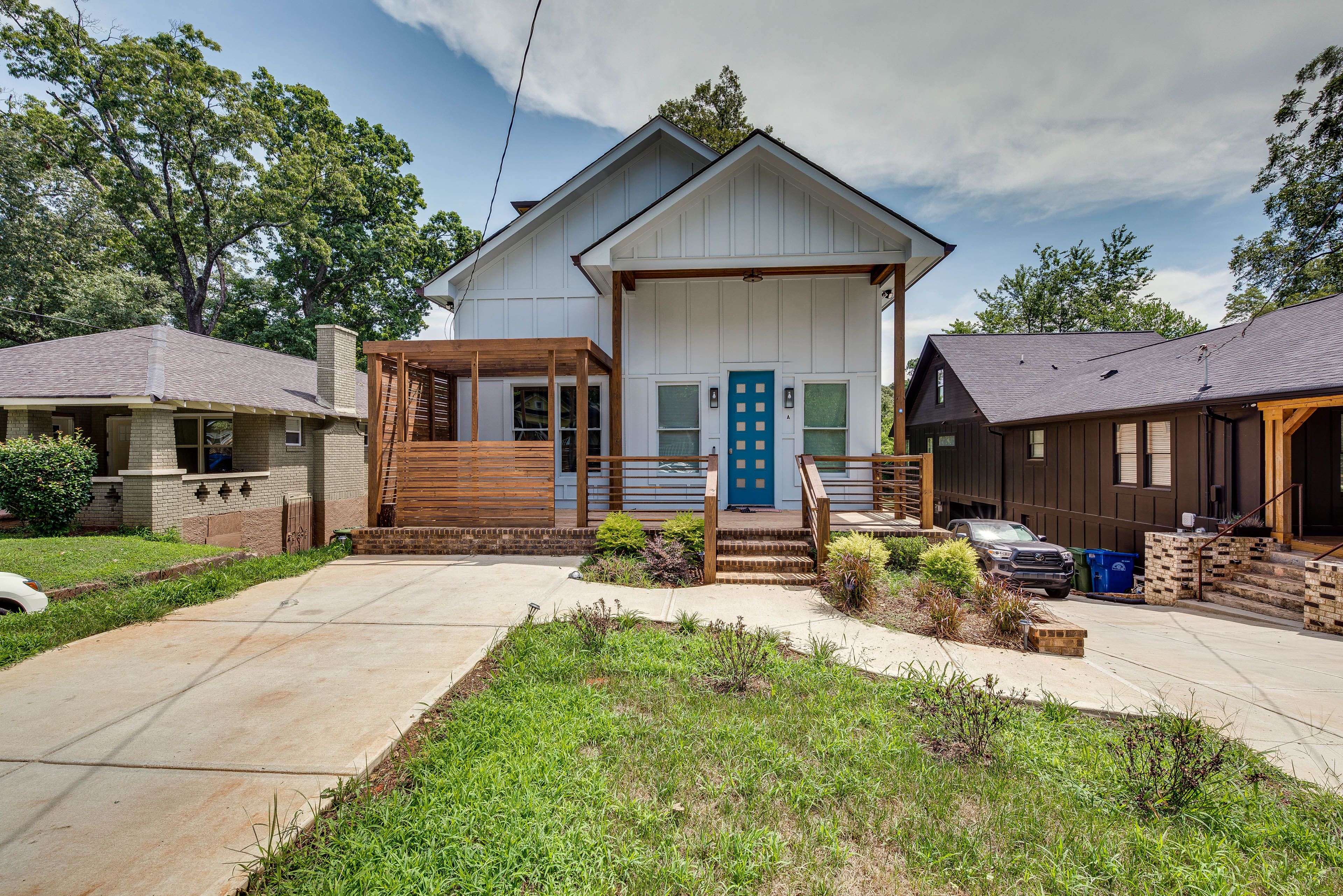 Atlanta Vacation Rental | 2BR | 2BA | 1,200 Sq Ft | Stairs Required for Access