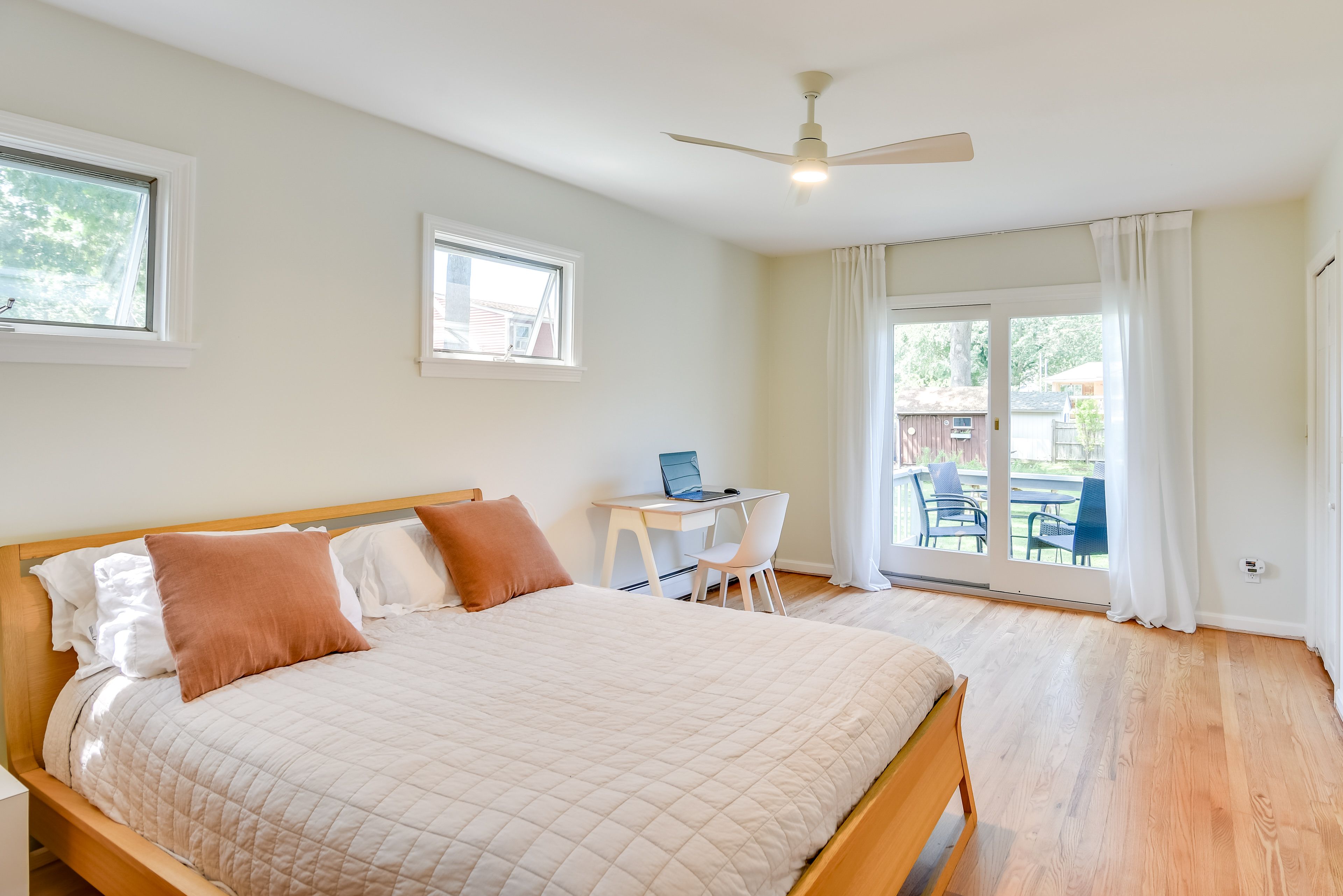 Bedroom 1 | King Bed | Desk Workspace | En-Suite Bathroom