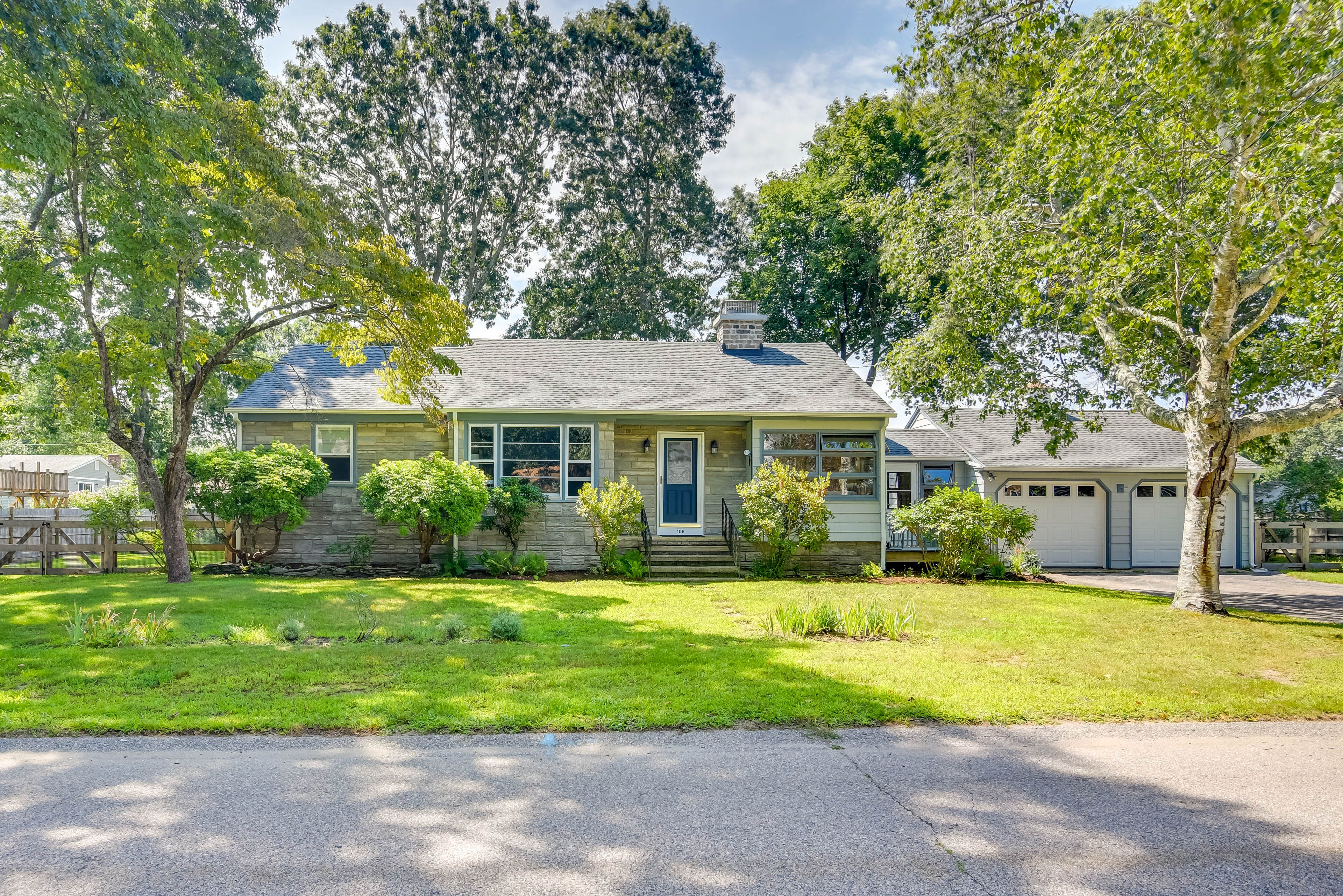 House Exterior | Keyless Entry