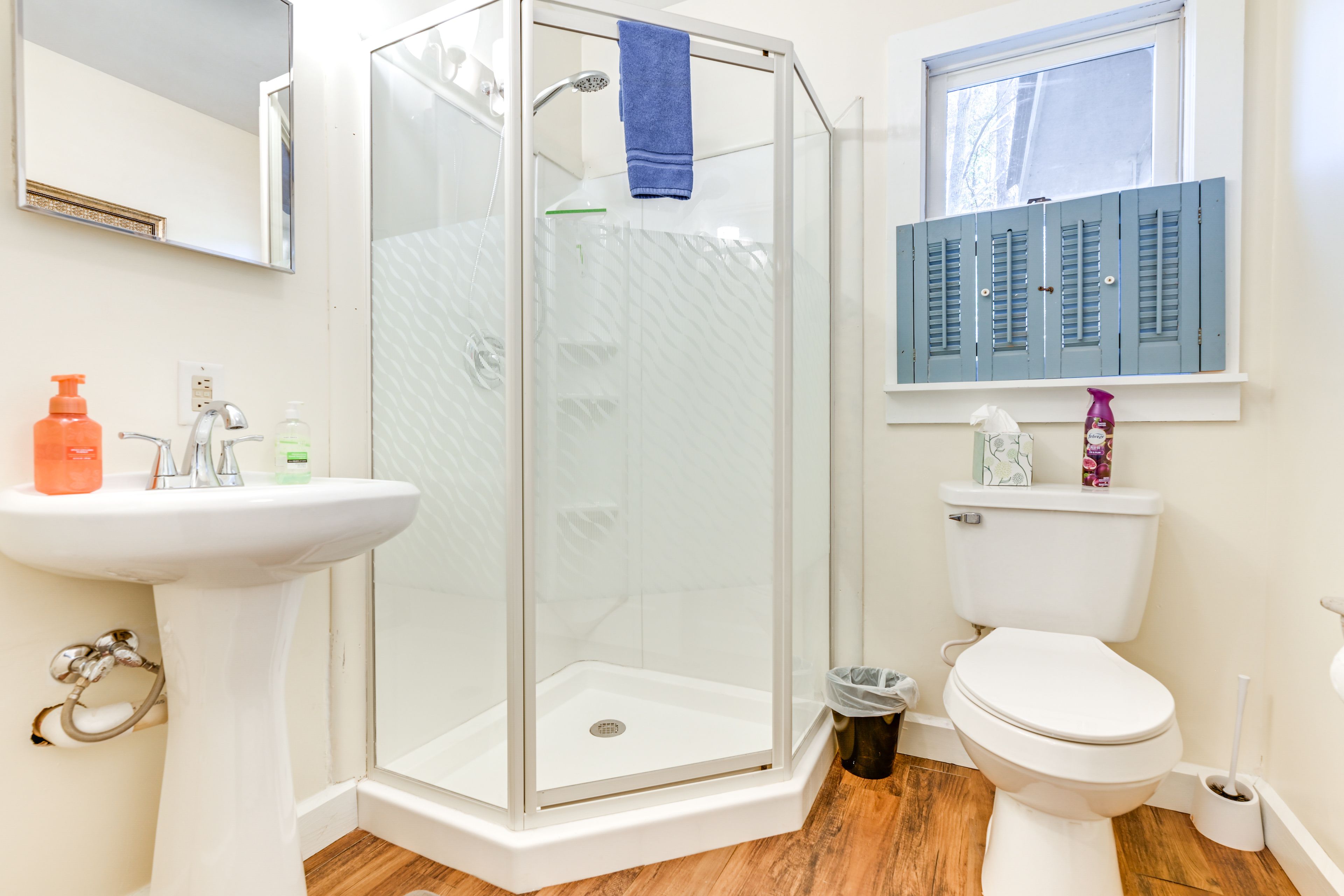 En-Suite Bathroom | Towels Provided | Complimentary Toiletries