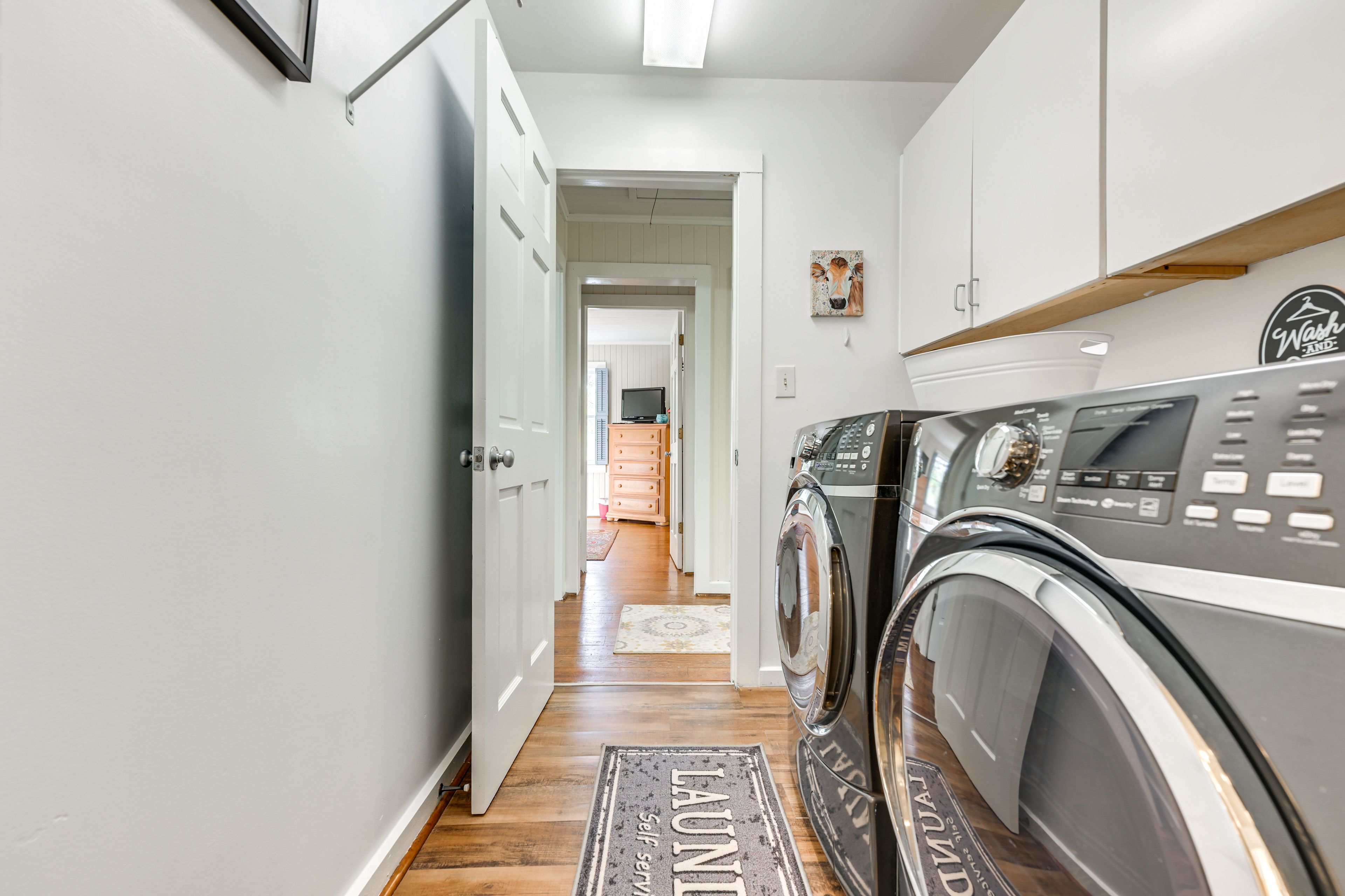 Laundry Area | Washer/Dryer