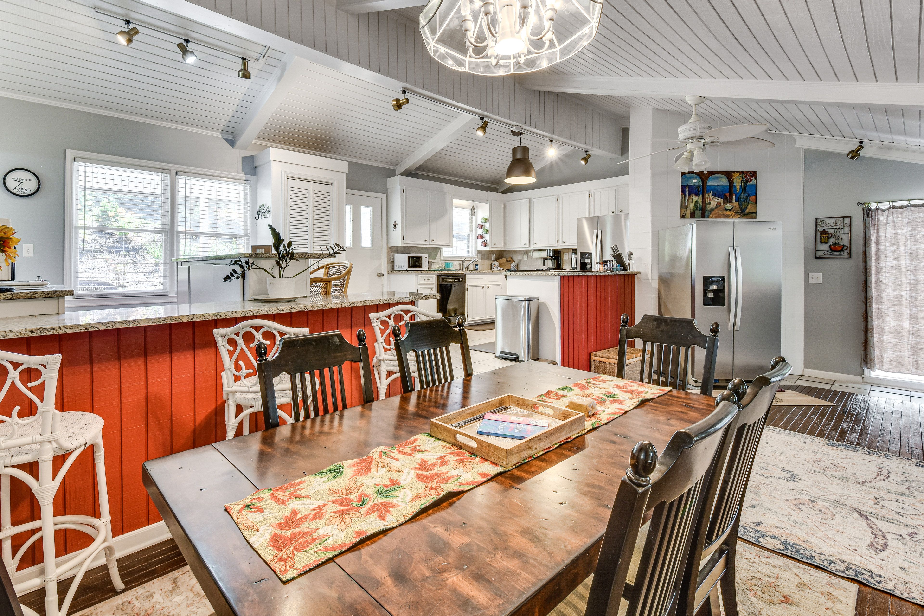 Townville Vacation Rental | 3BR | 2.5BA | 2,022 Sq Ft | Access Only By Stairs