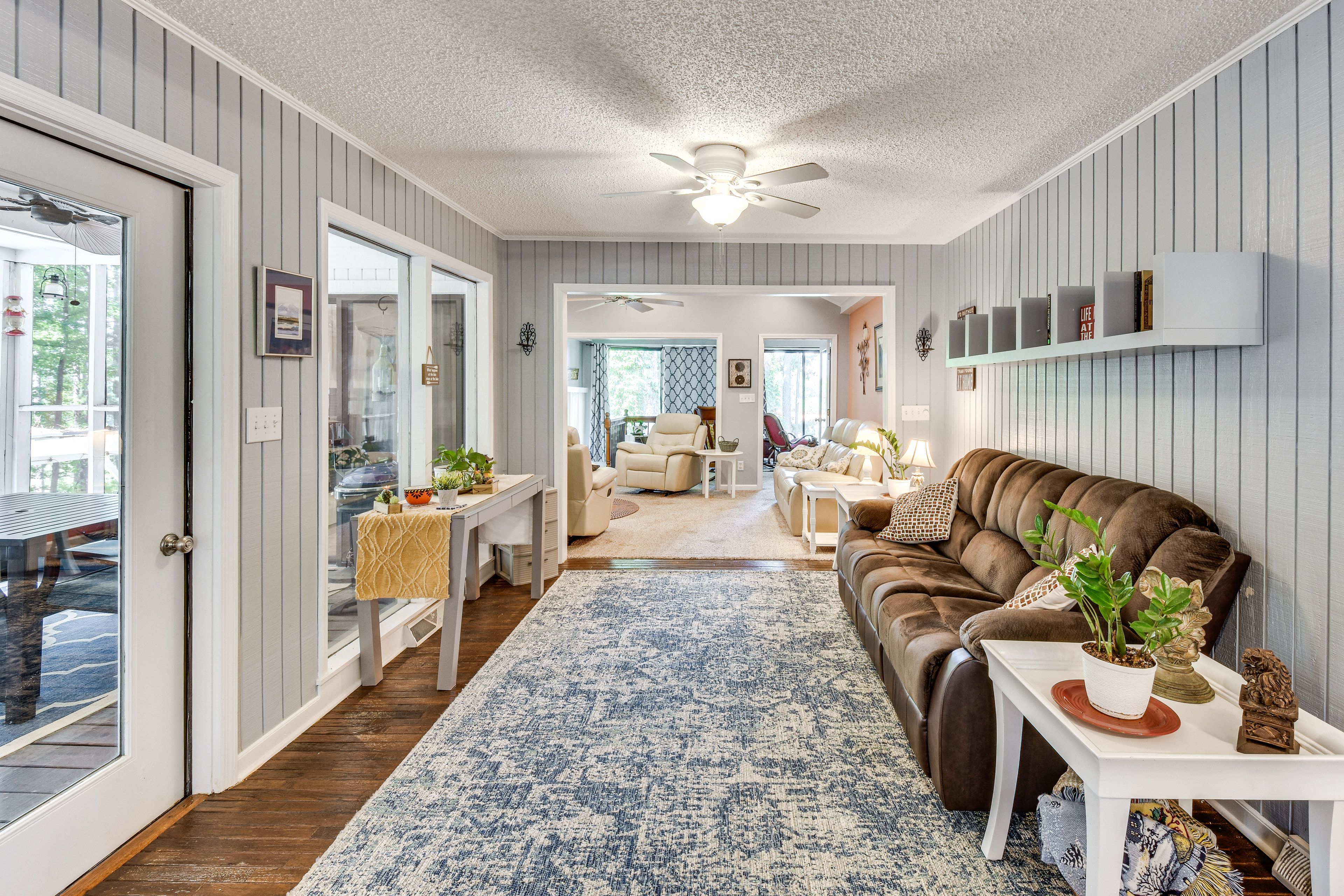 Sitting Area | Board Games