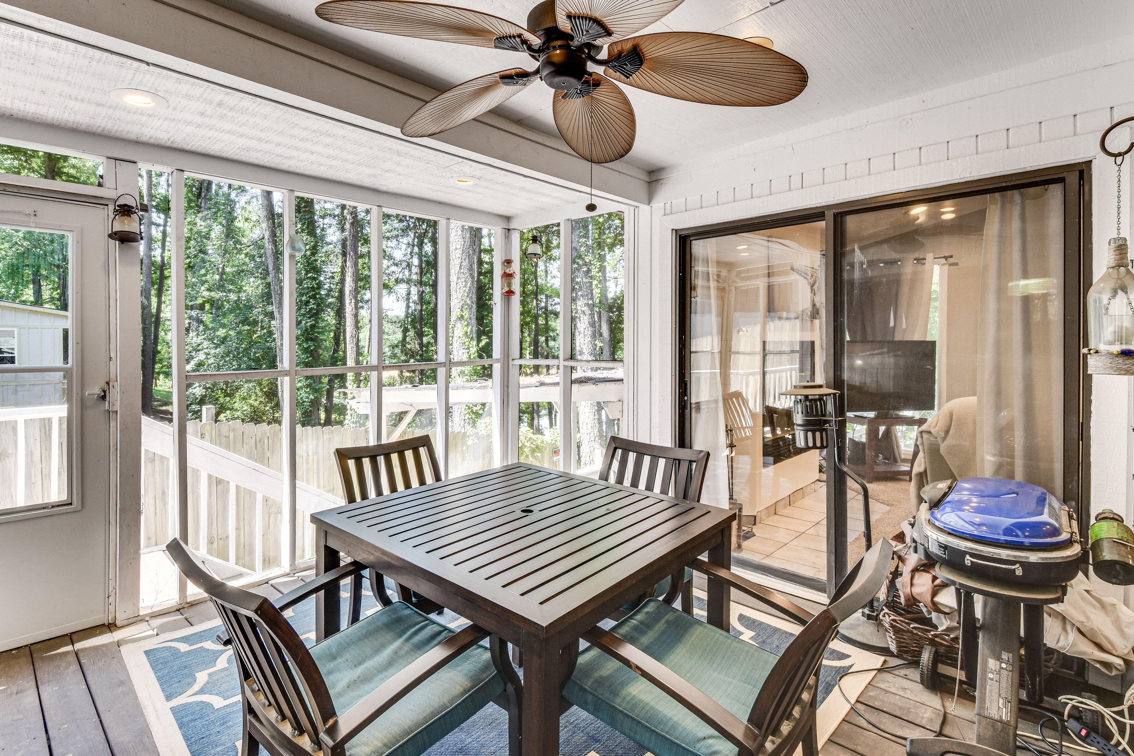 Screened Porch | Electric Grill