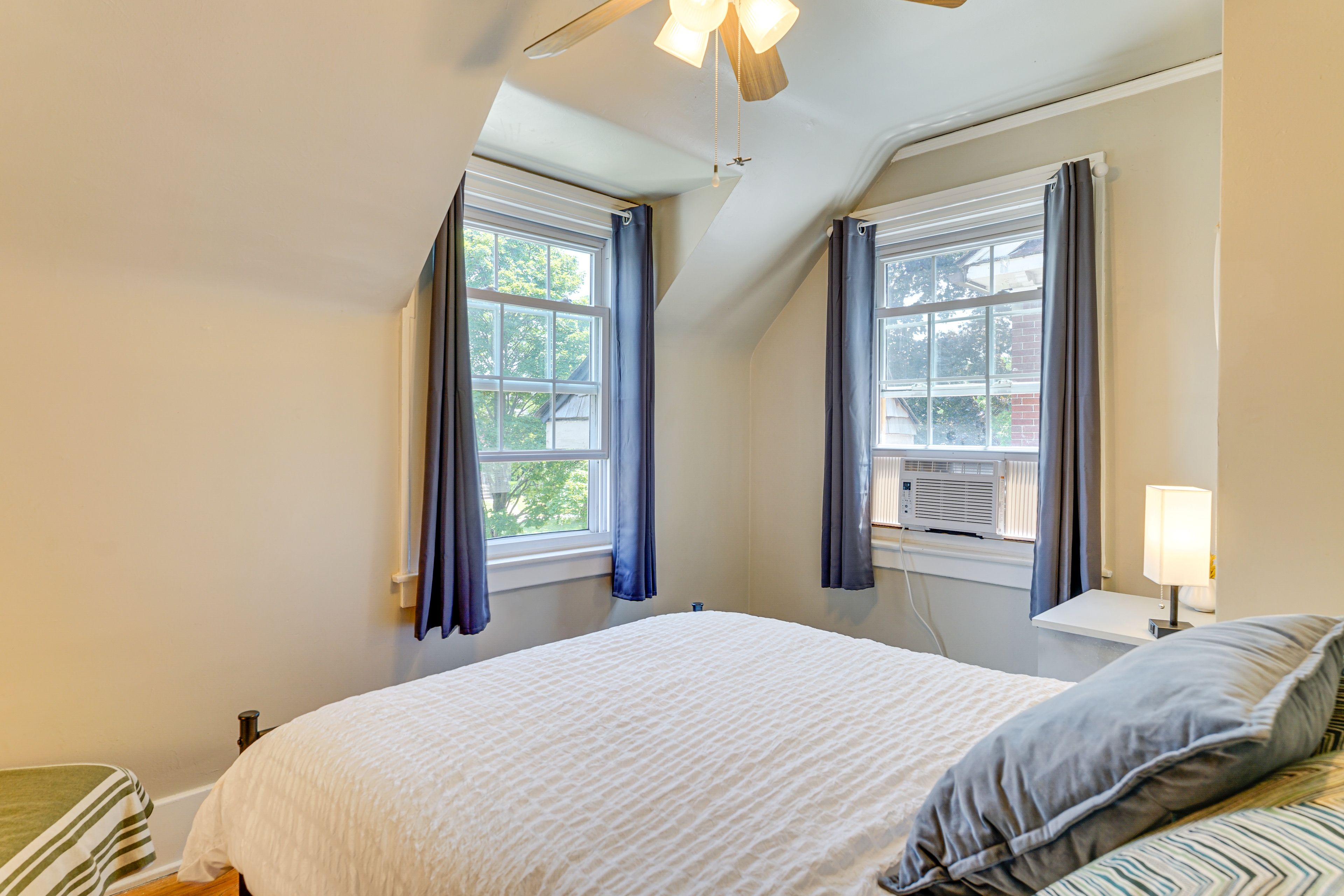 Bedroom 3 | Full Bed