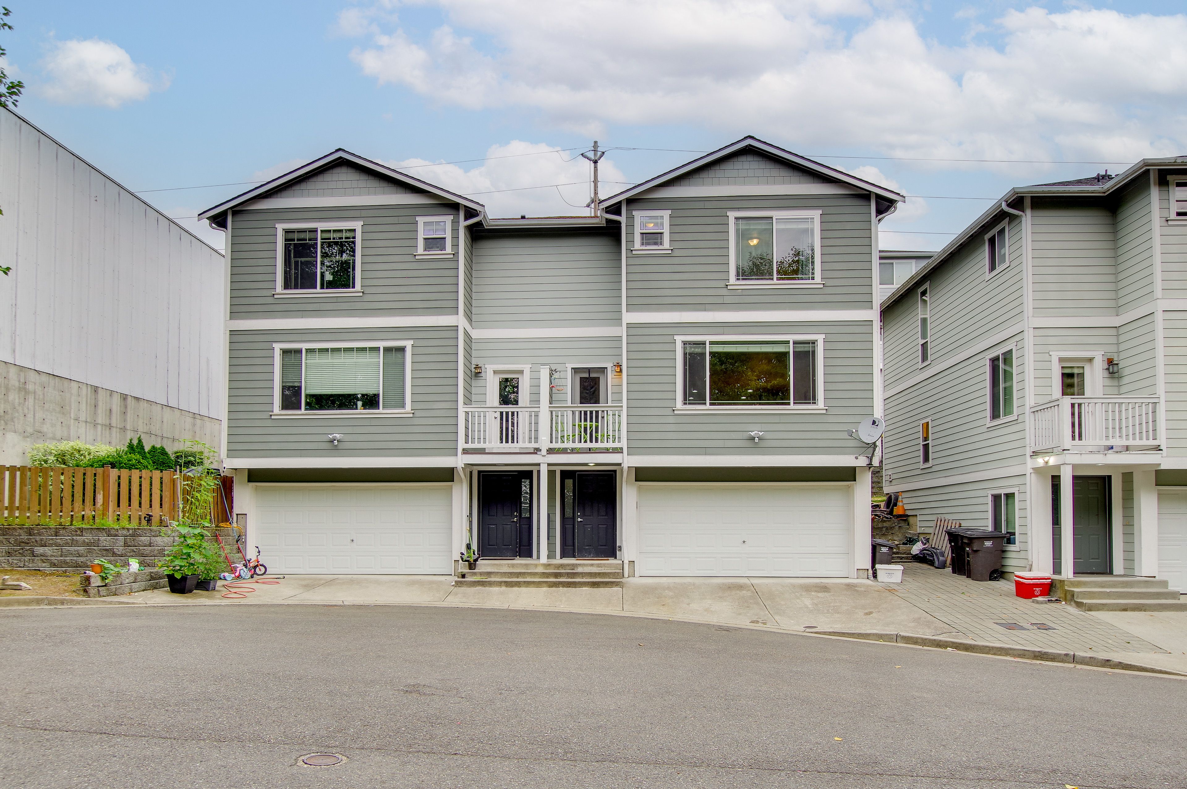 Parking | Driveway (2 Vehicles) | Free Street Parking (First-Come, First-Served)