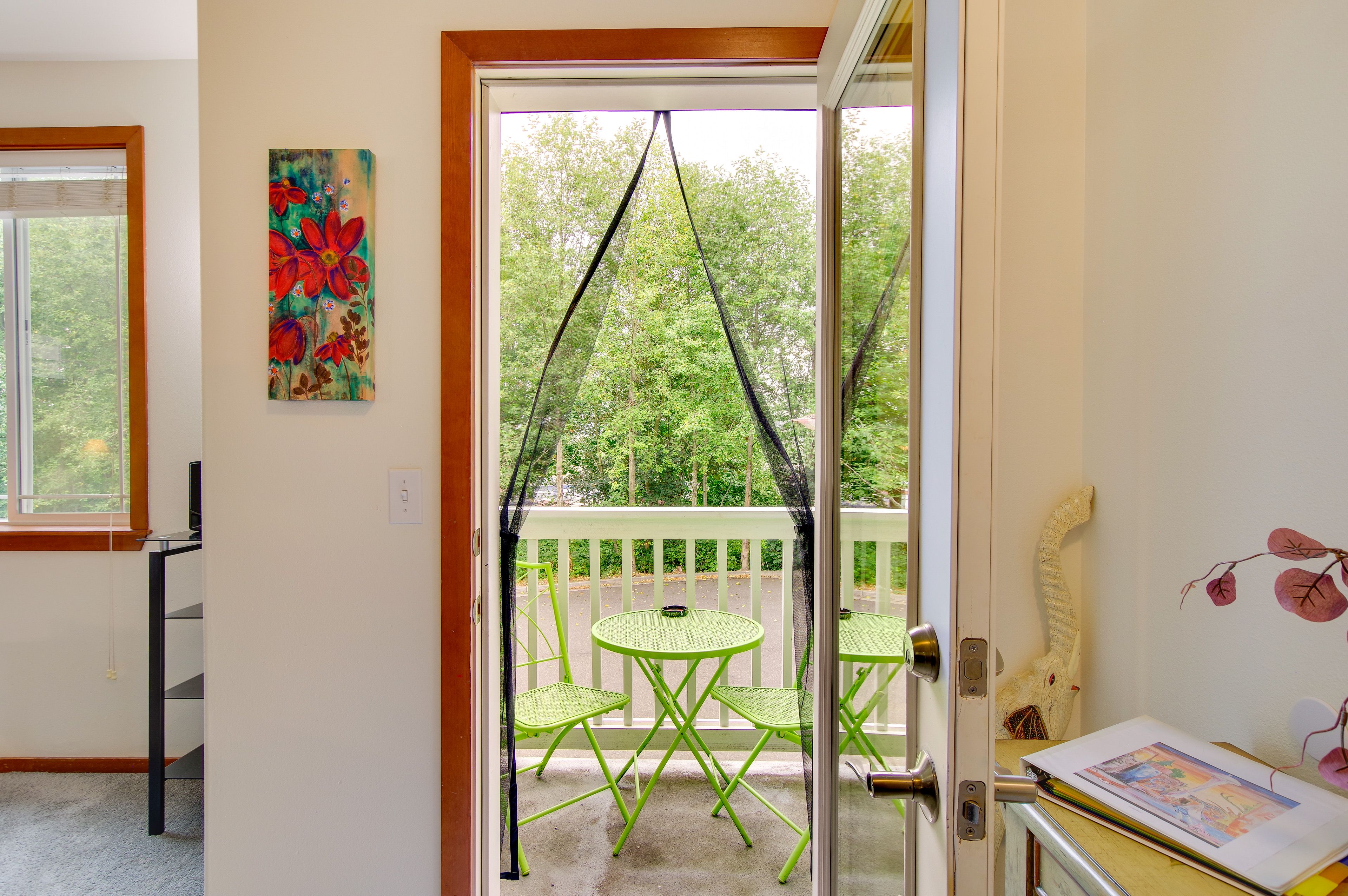 Private Balcony | 2nd Floor
