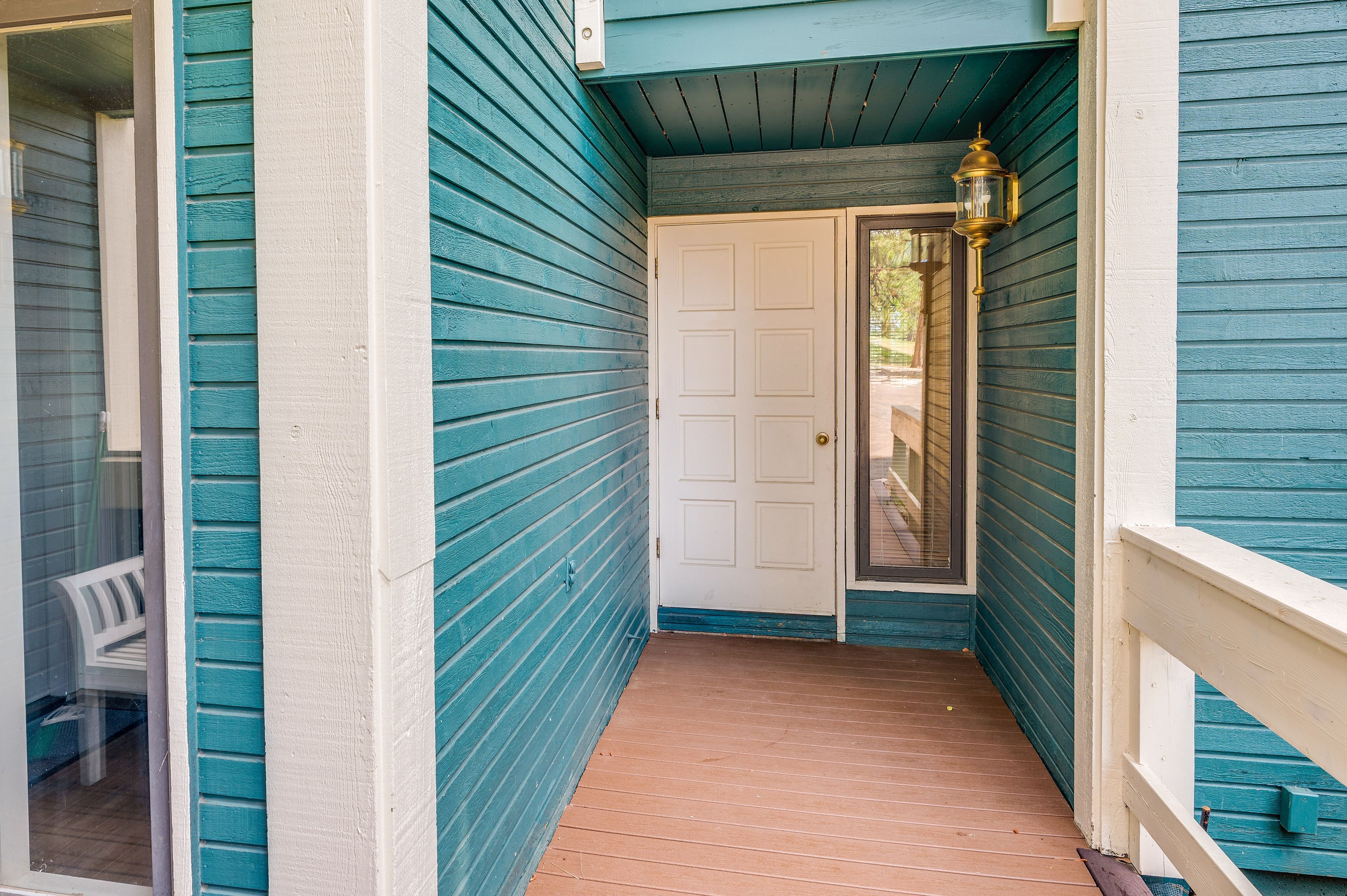 Outdoor Front Entry