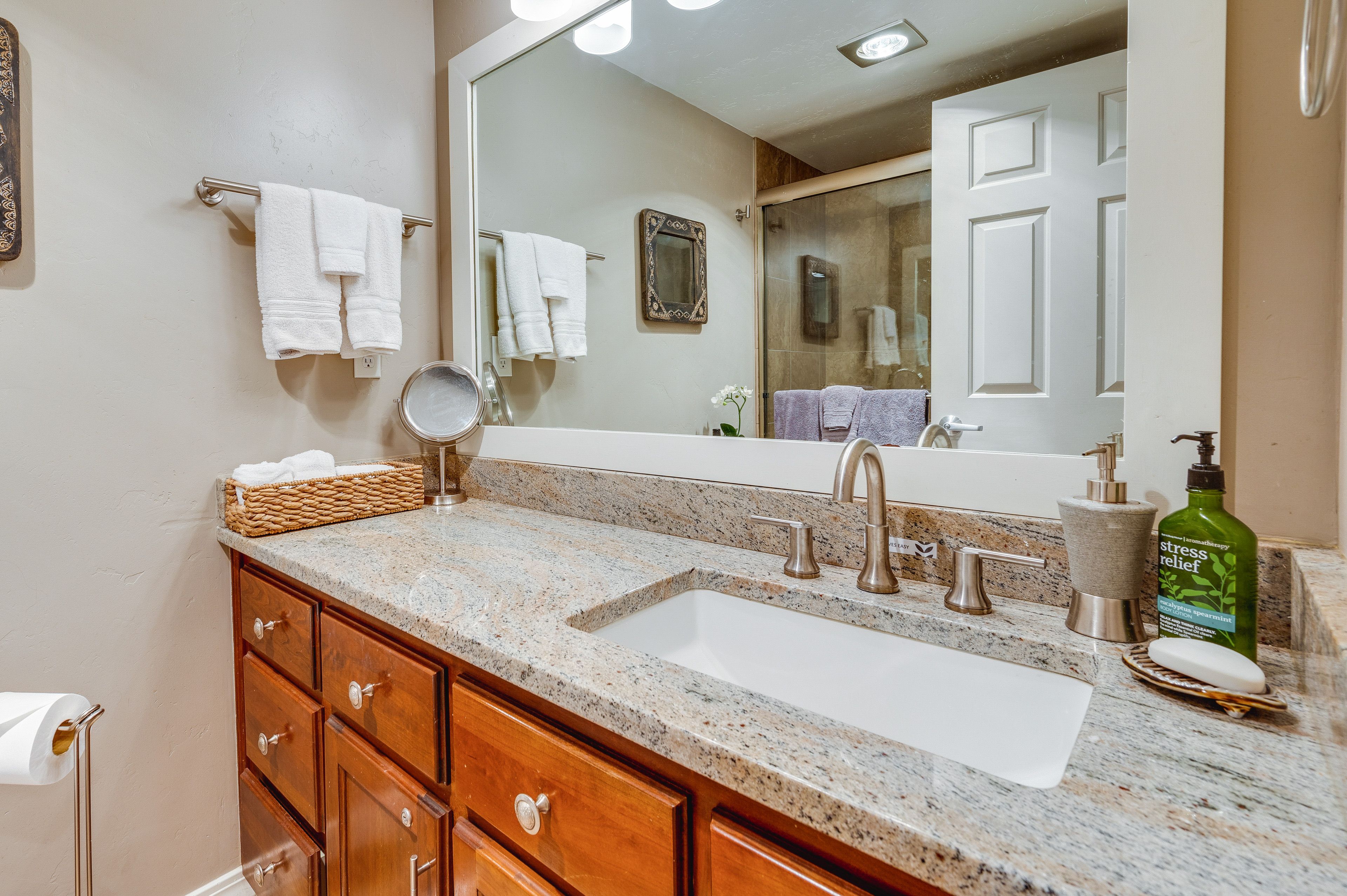 Bathroom | Complimentary Toiletries | Towels Provided | Walk-In Shower