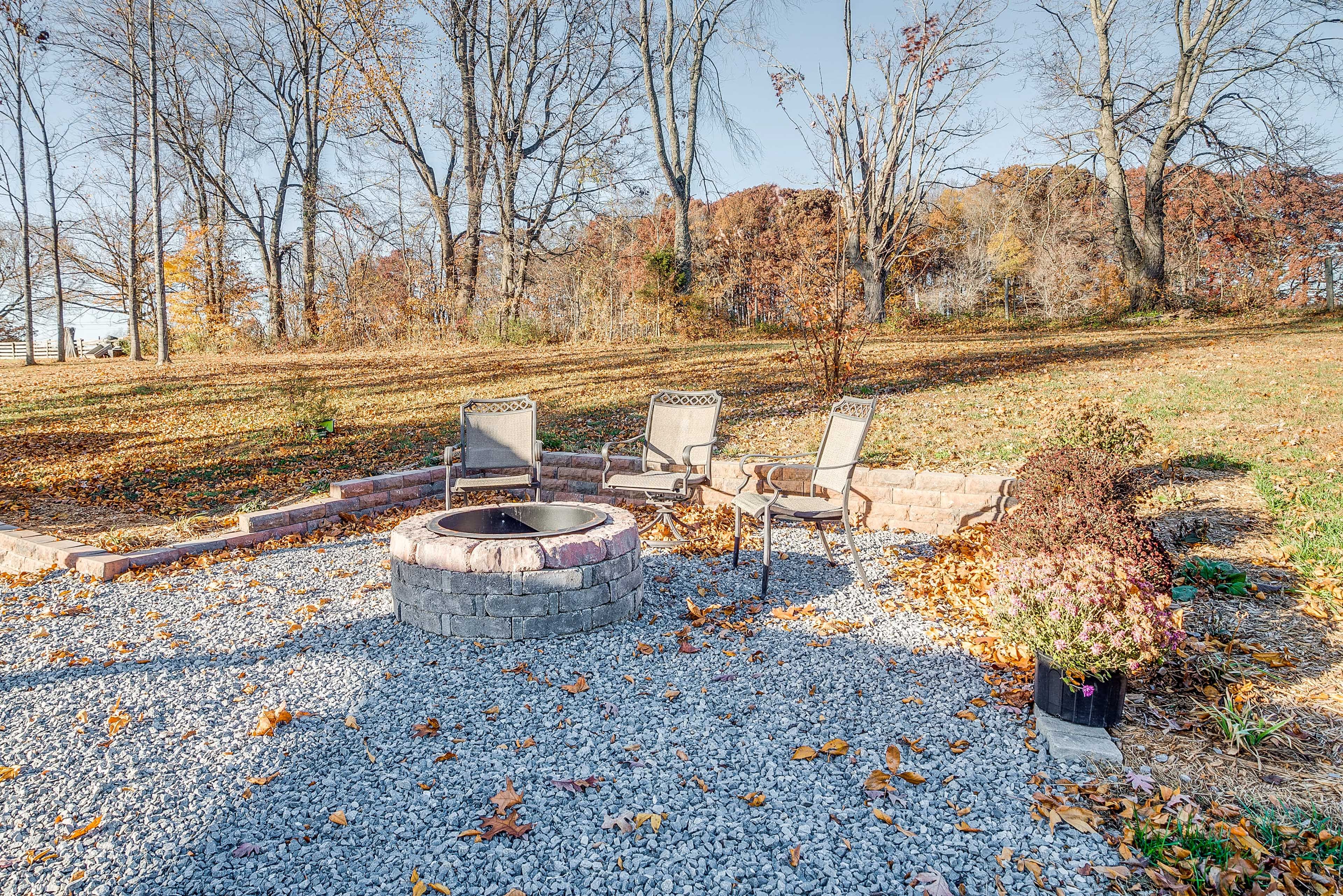 House Exterior | Wood-Burning Fire Pit