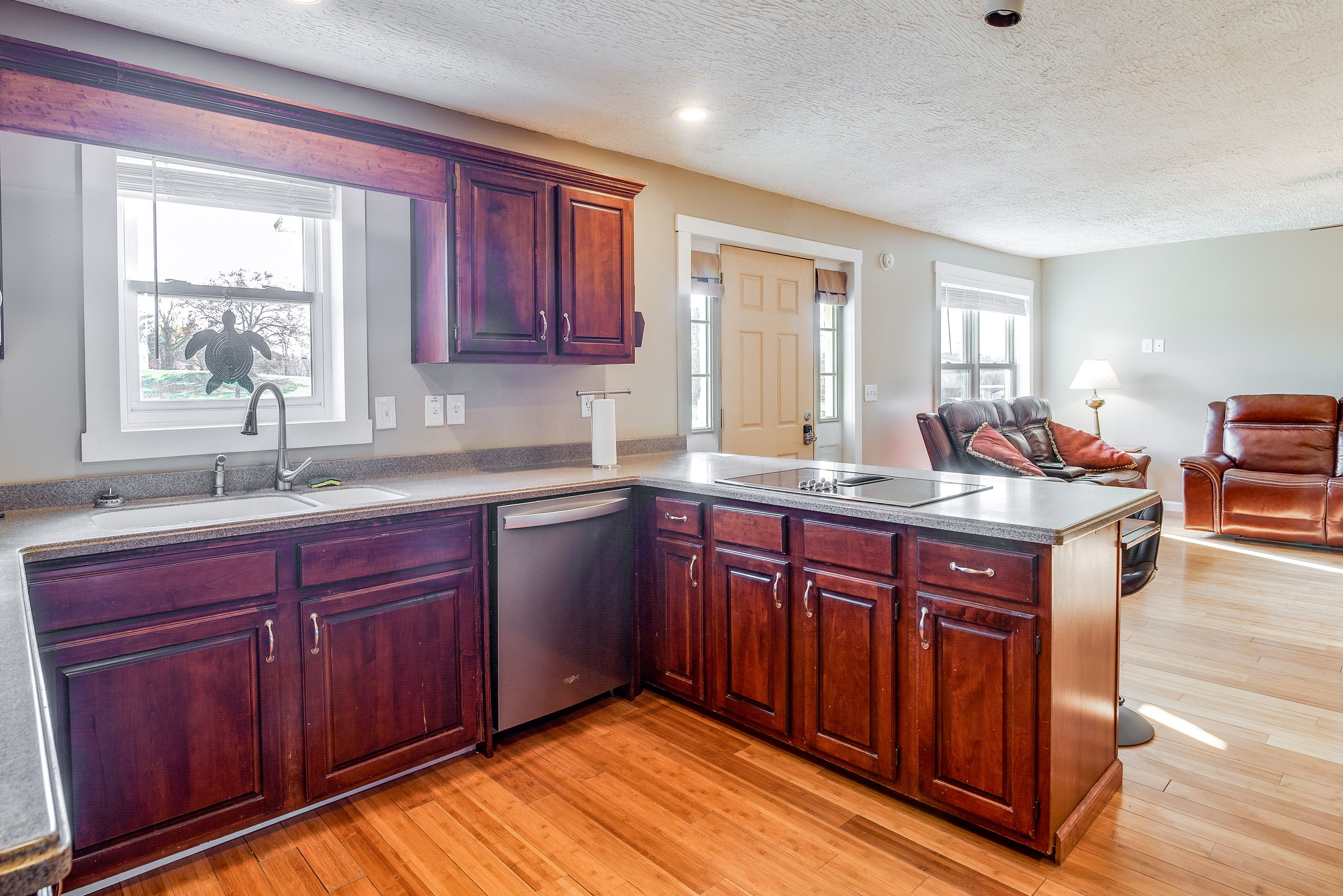 Kitchen | Dishwasher
