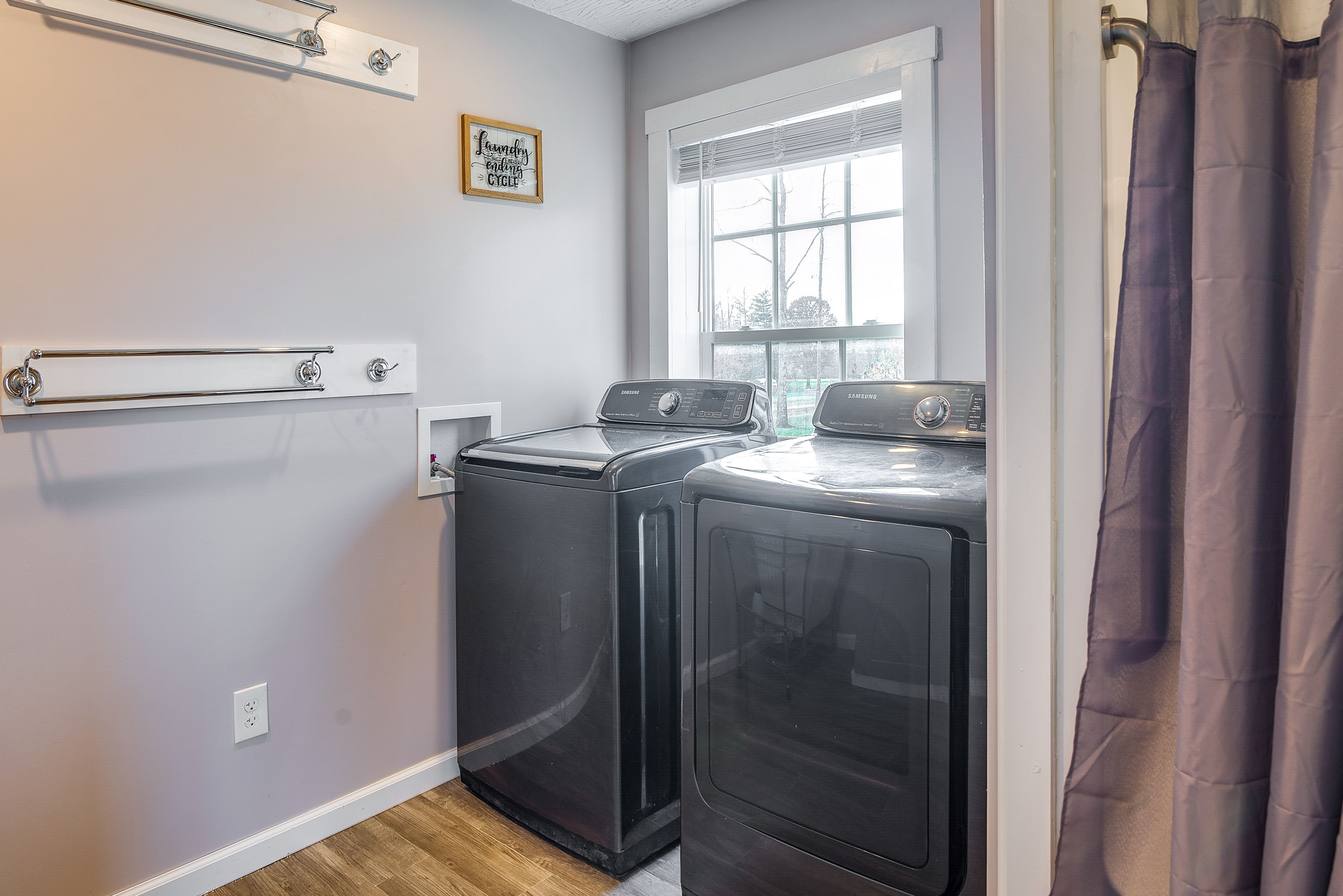 Laundry | Detergent Provided