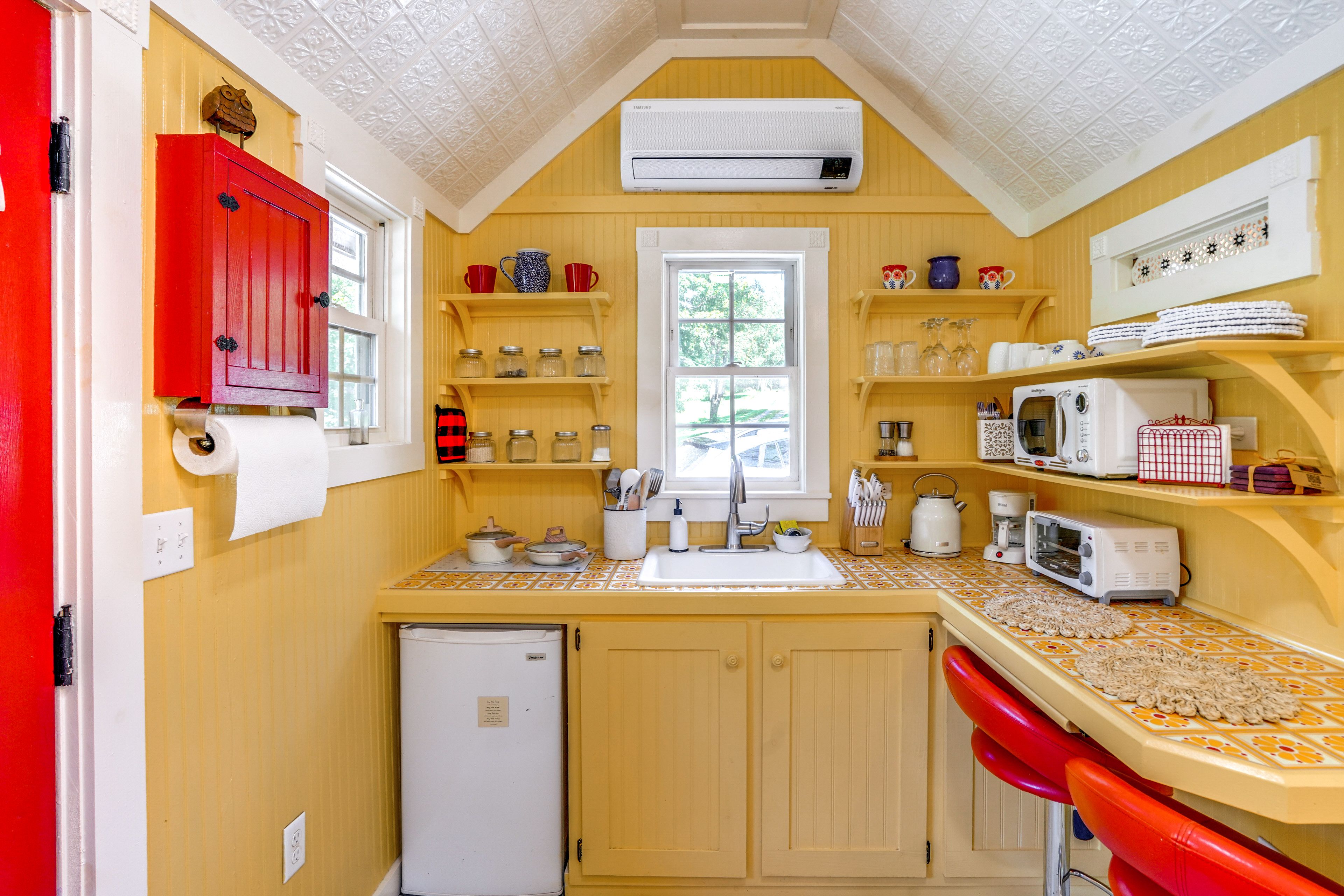 Kitchenette