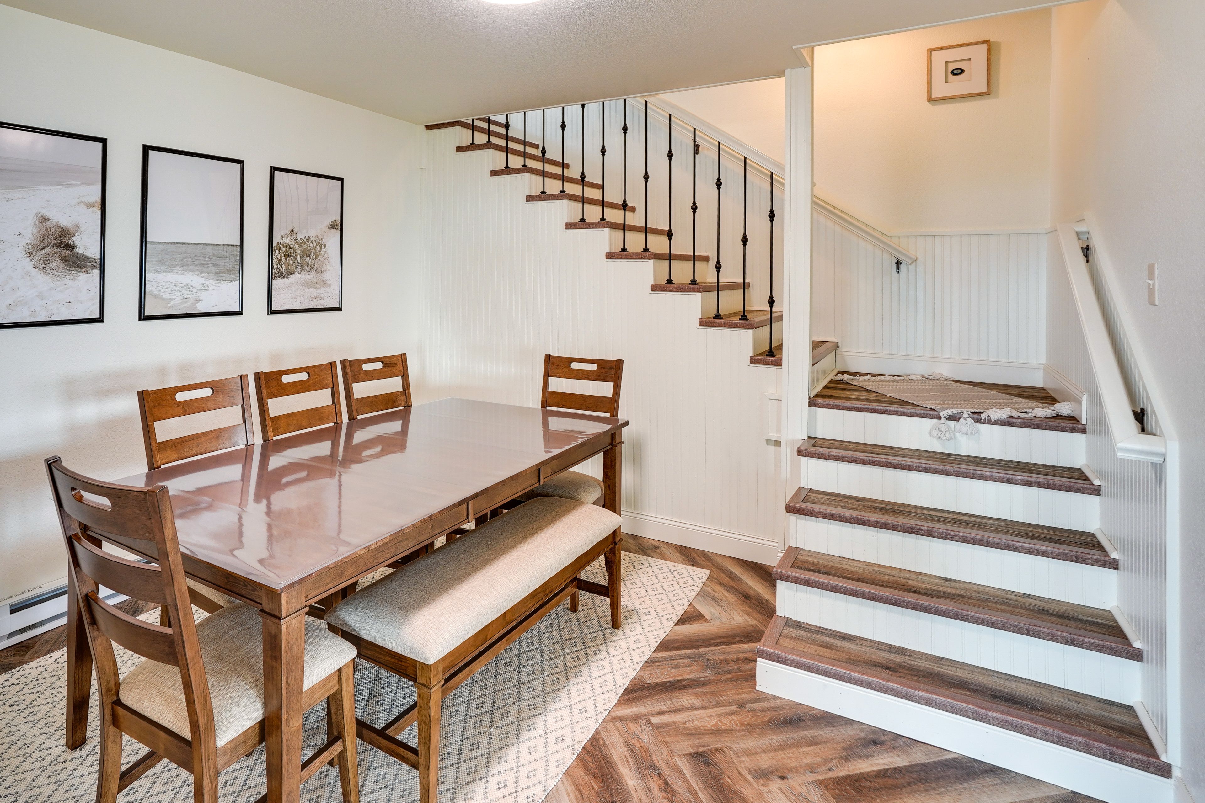Dining Area | Electric Fireplace | Dishware Provided