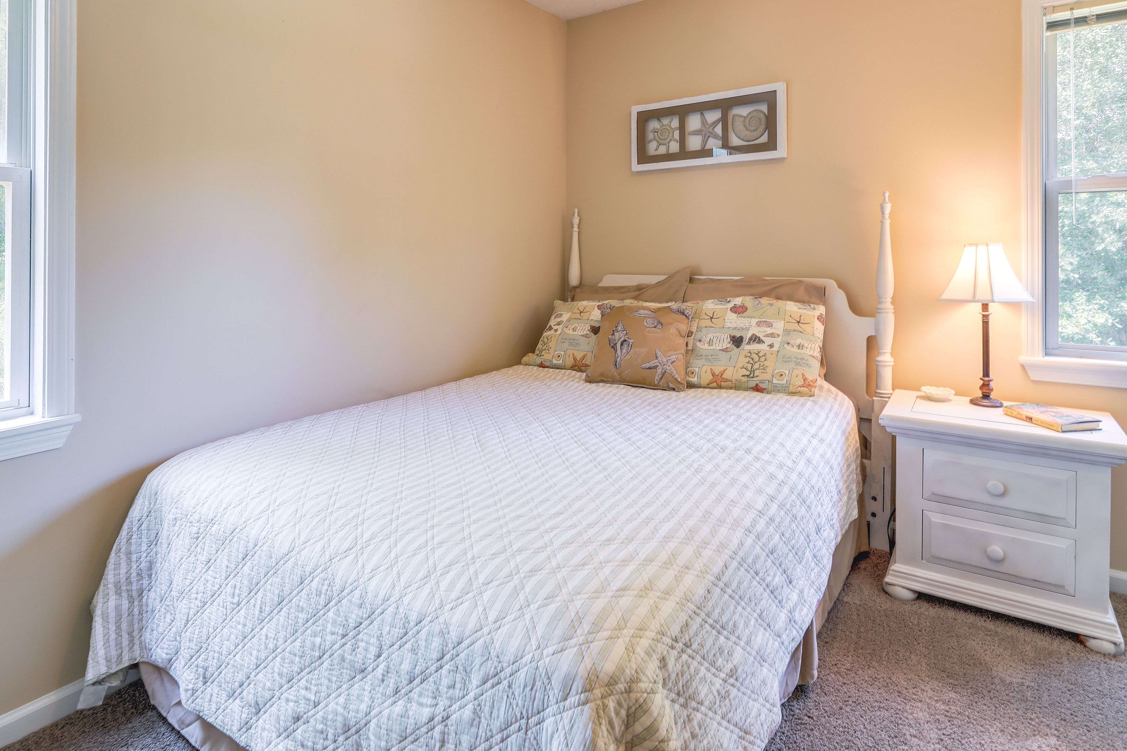 Bedroom 2 | Queen Bed