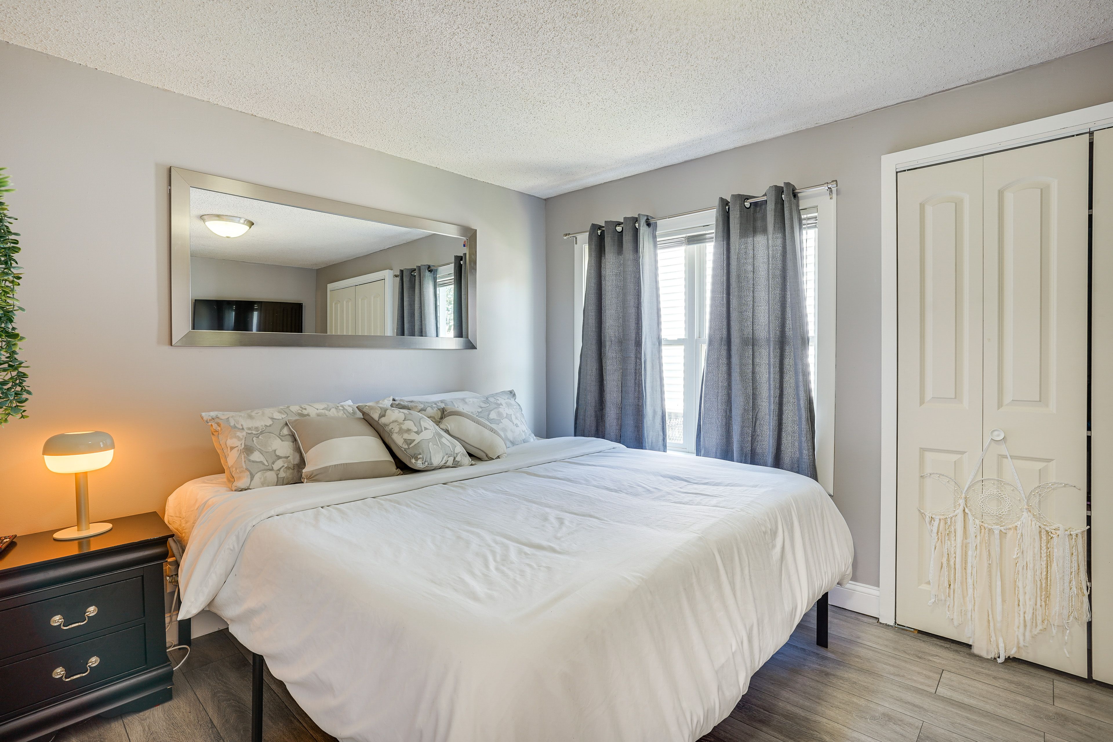 Bedroom 1 | 1st Floor | King Bed | Linens Provided | Smart TV