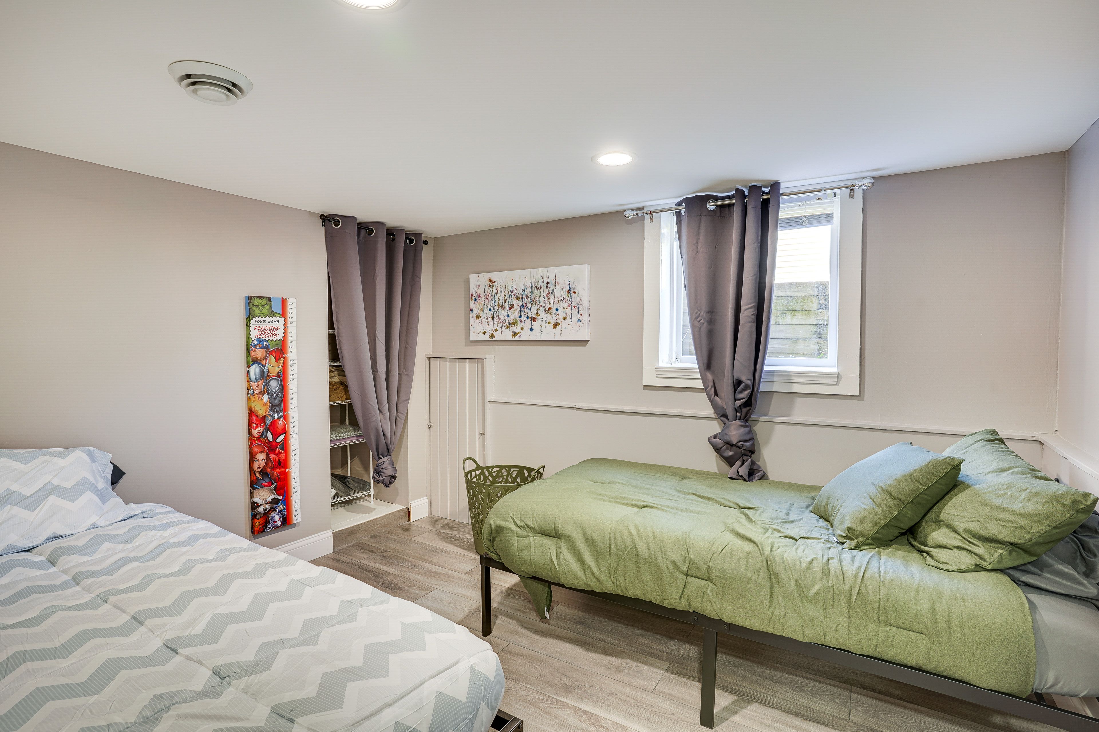 Bedroom 4 | Basement | 2 Twin Beds