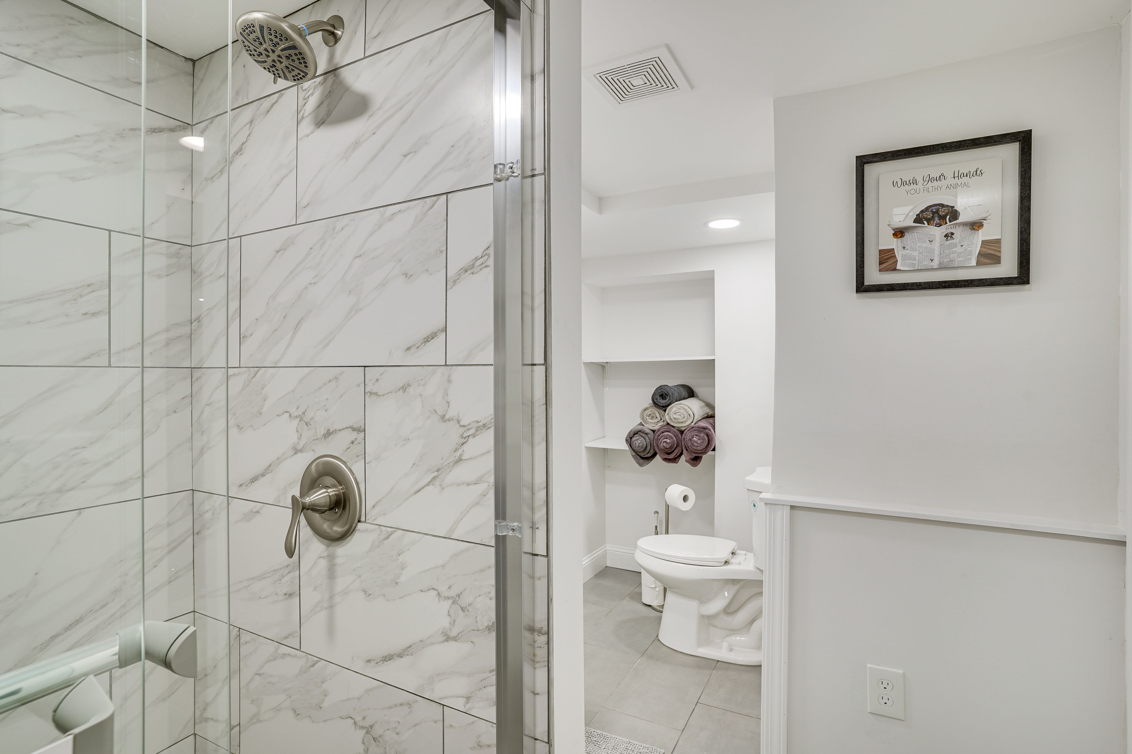 Full Bathroom | Basement | Complimentary Toiletries