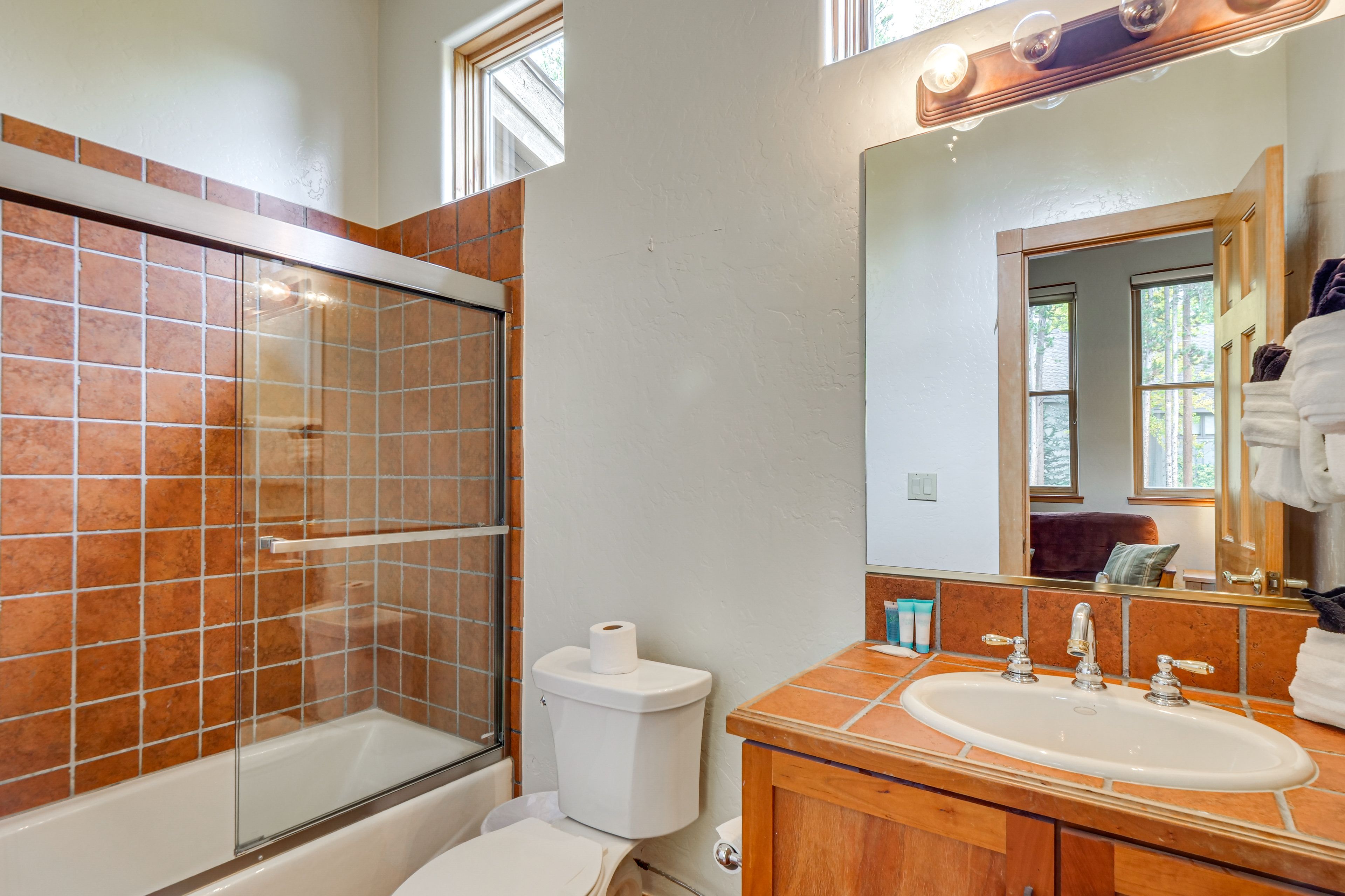 En-Suite Bathroom | Main Floor