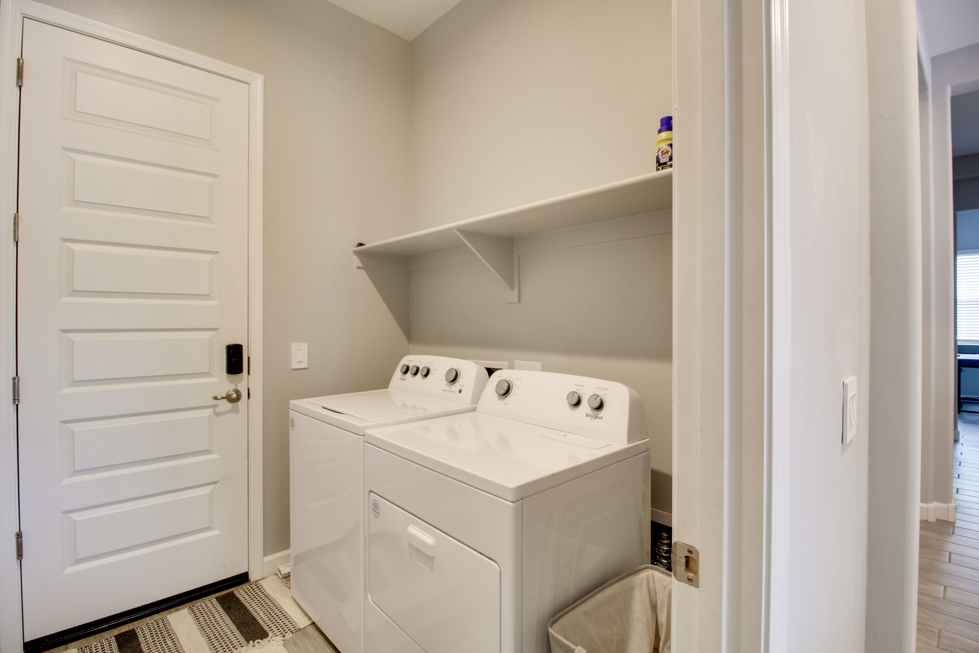 Laundry Area | Washer/Dryer | Laundry Detergent