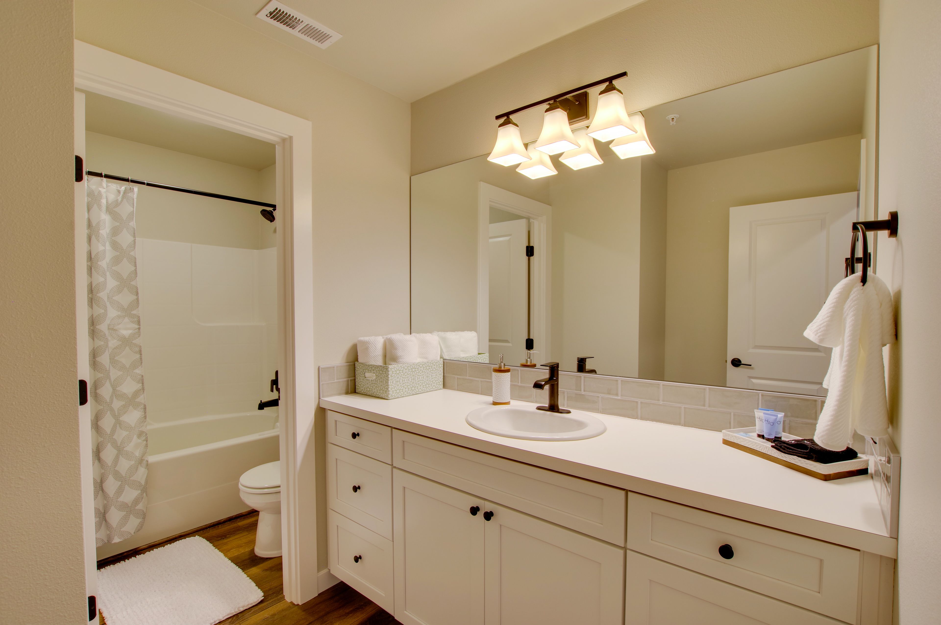 Full Bathroom | 2nd Floor | Hair Dryer