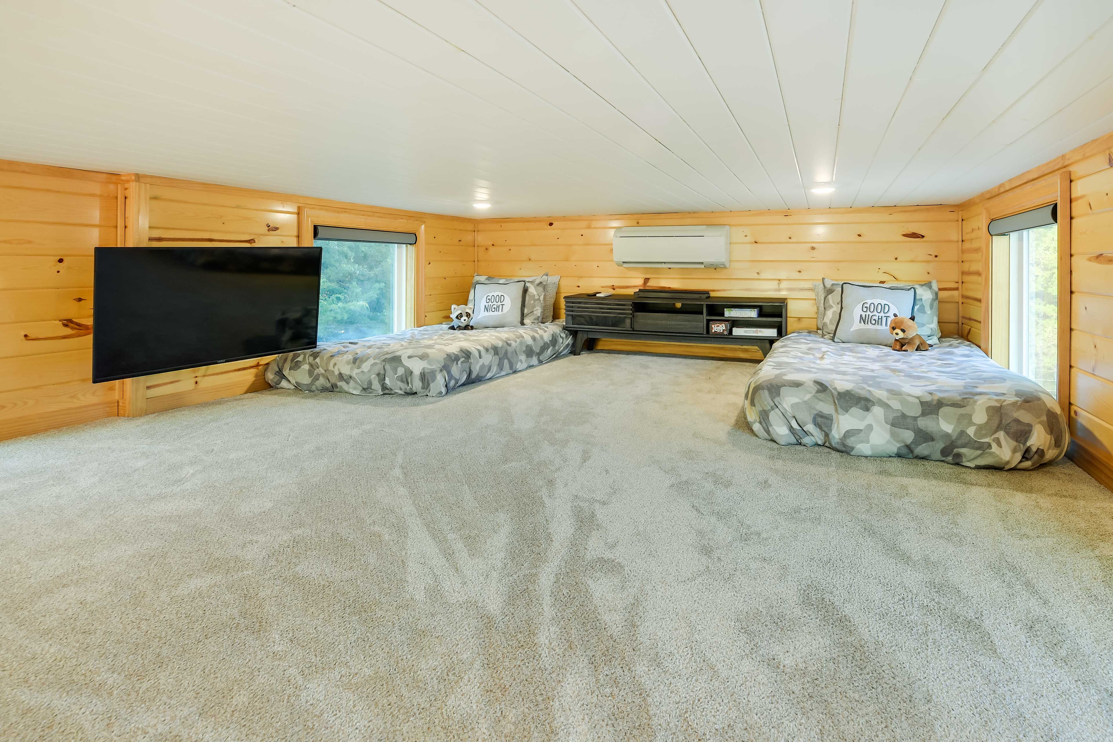 Loft | 2 Twin Floor Mattresses