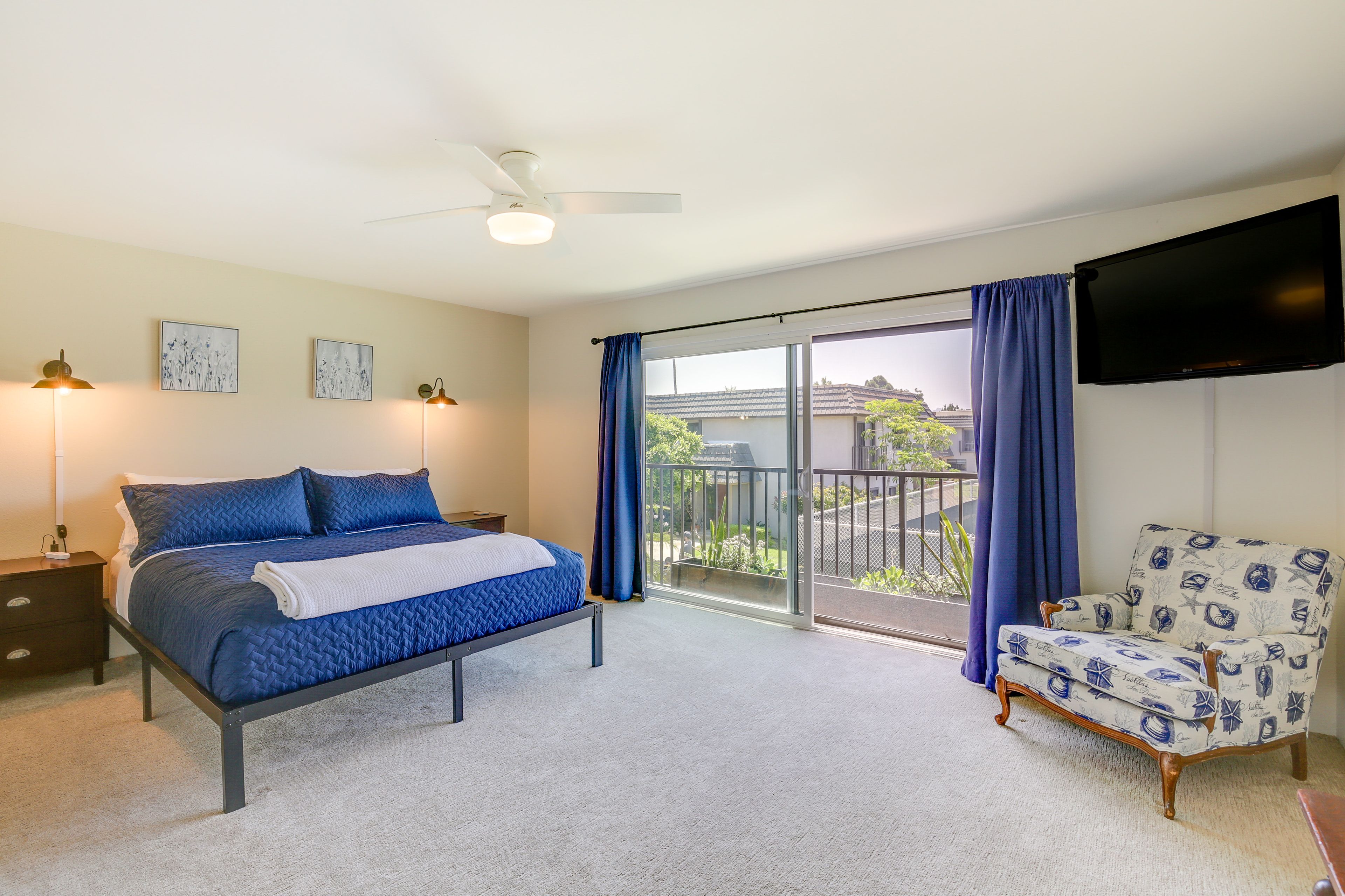 Bedroom 1 | California King Bed | 2nd Floor | Smart TV | Private Balcony