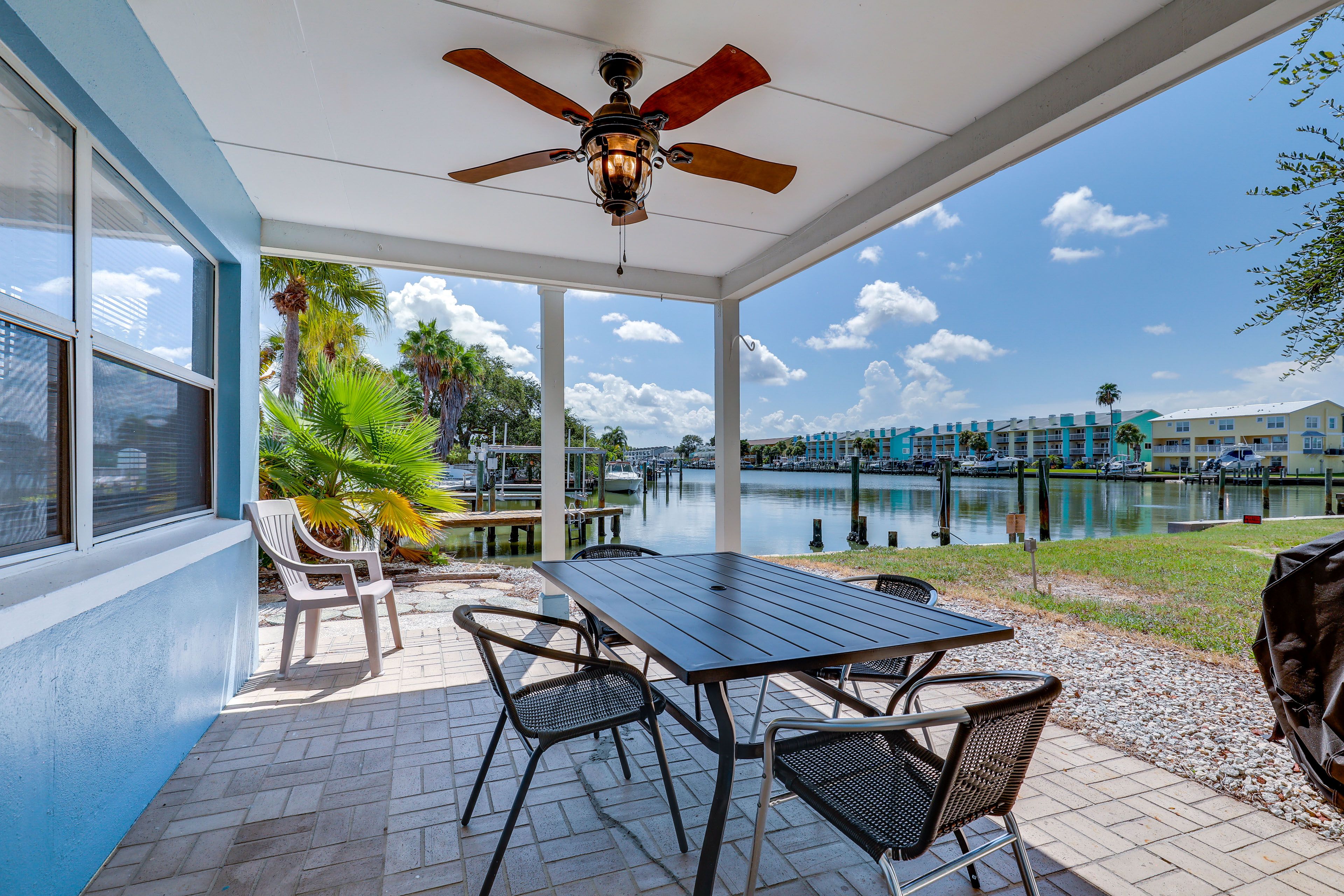 Indian Rocks Beach Vacation Rental | 2BR | 1BA | 800 Sq Ft | 1 Step Required