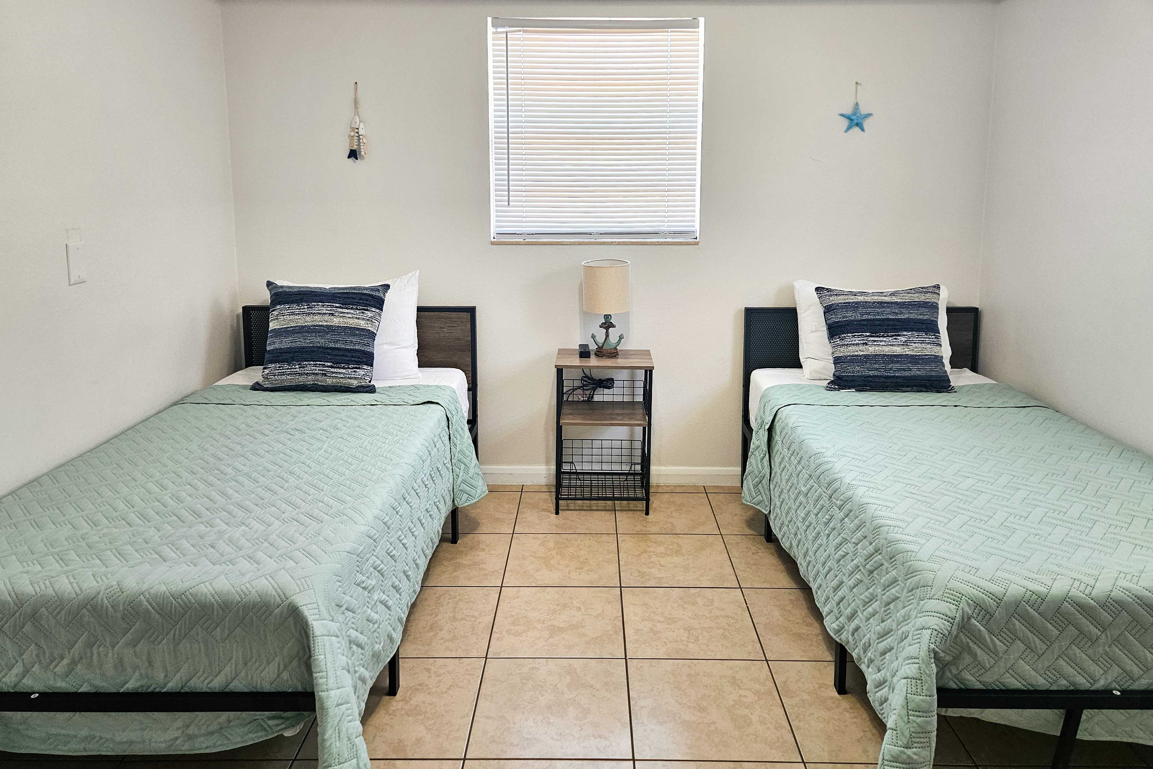 Bedroom 2 | 2 Twin Beds