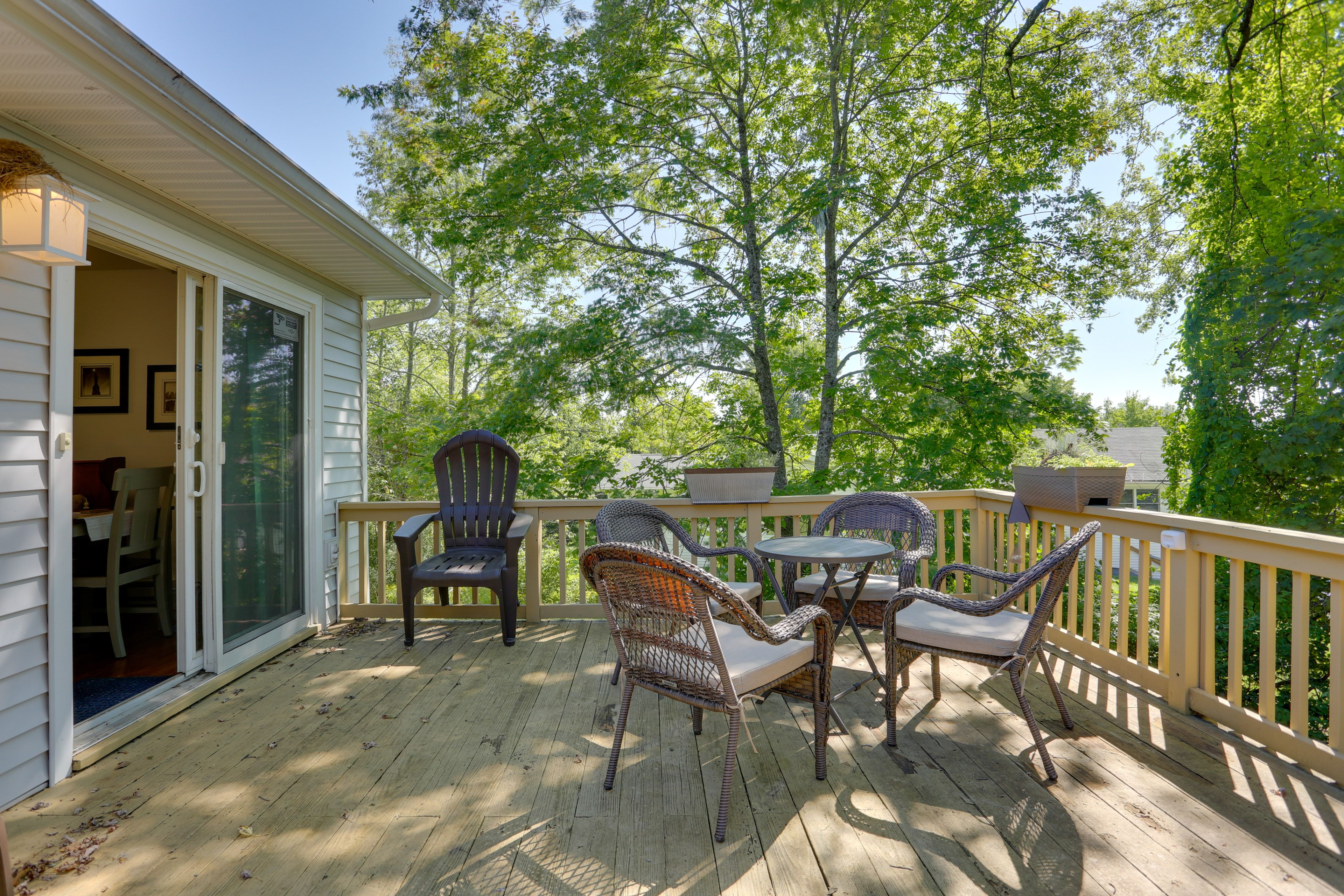 Private Deck | Self Check-In | 6 Mi to Holiday Mountain Ski Park