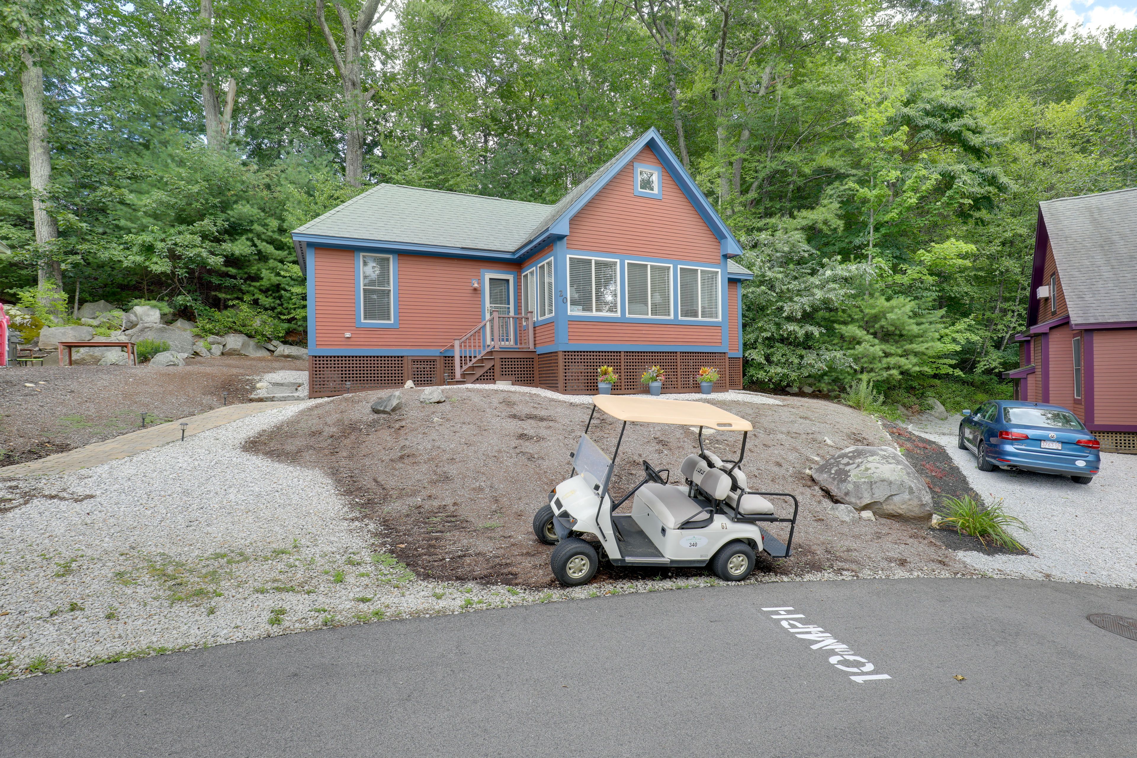 Westford Vacation Rental | 2BR | 1BA | 800 Sq Ft | Steps Required