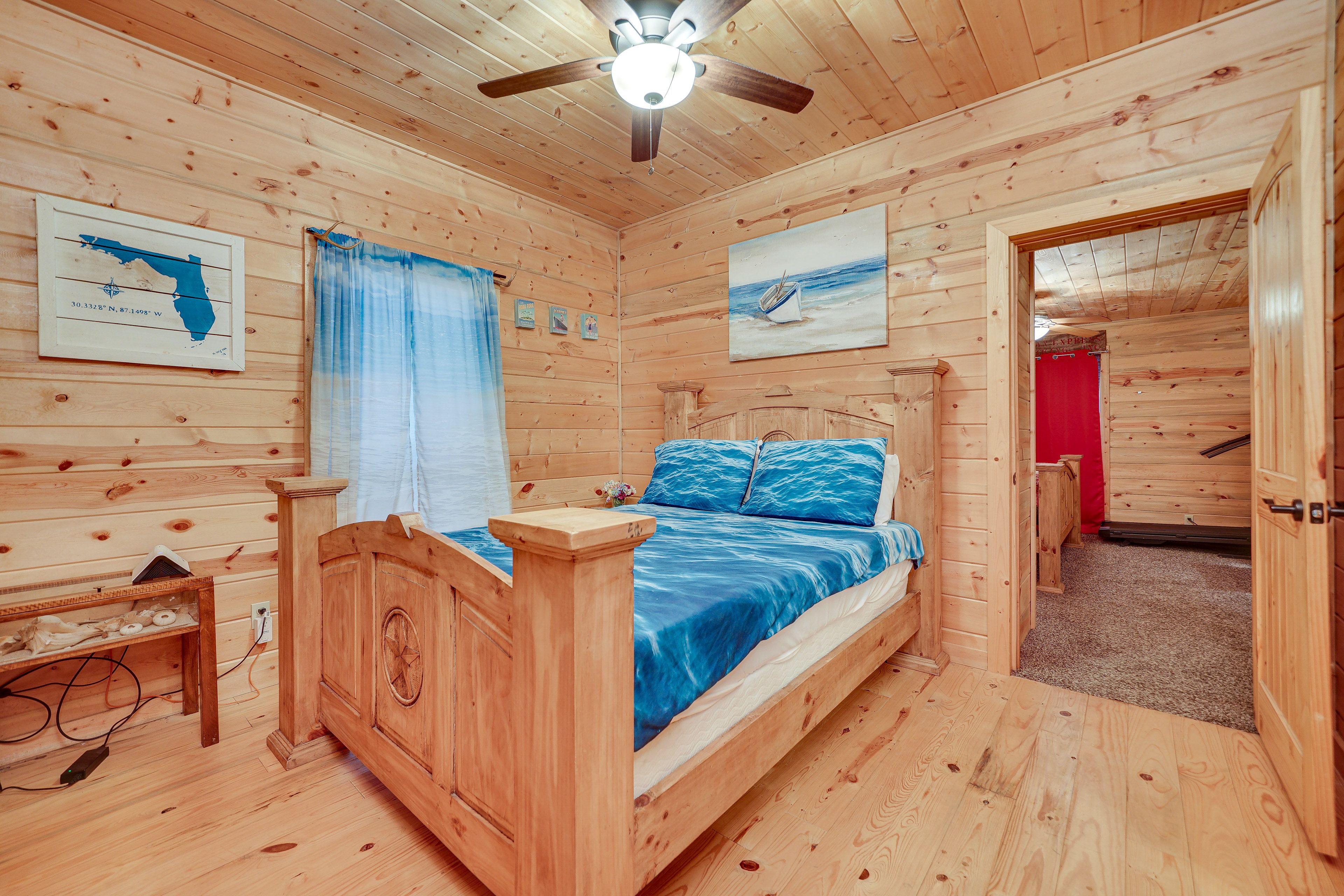 Bedroom 3 | 1st Floor | Queen Bed