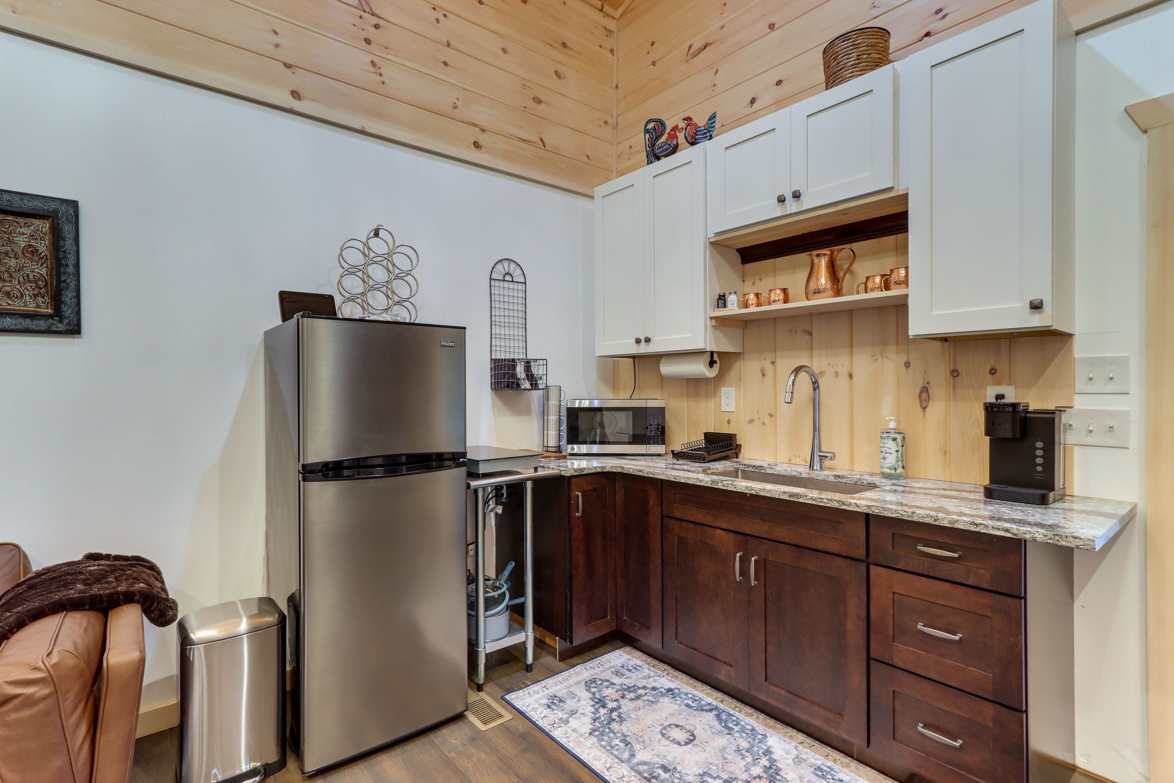 Kitchenette | Dishware & Flatware | Coffee Maker