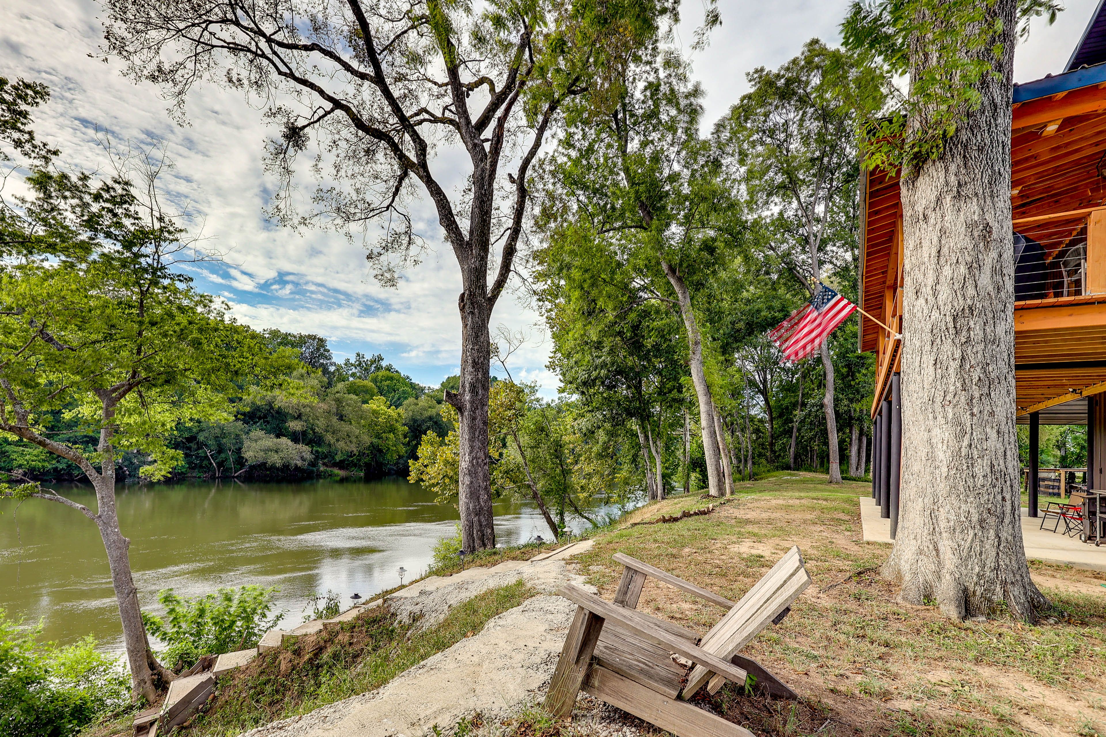 Riverfront Backyard
