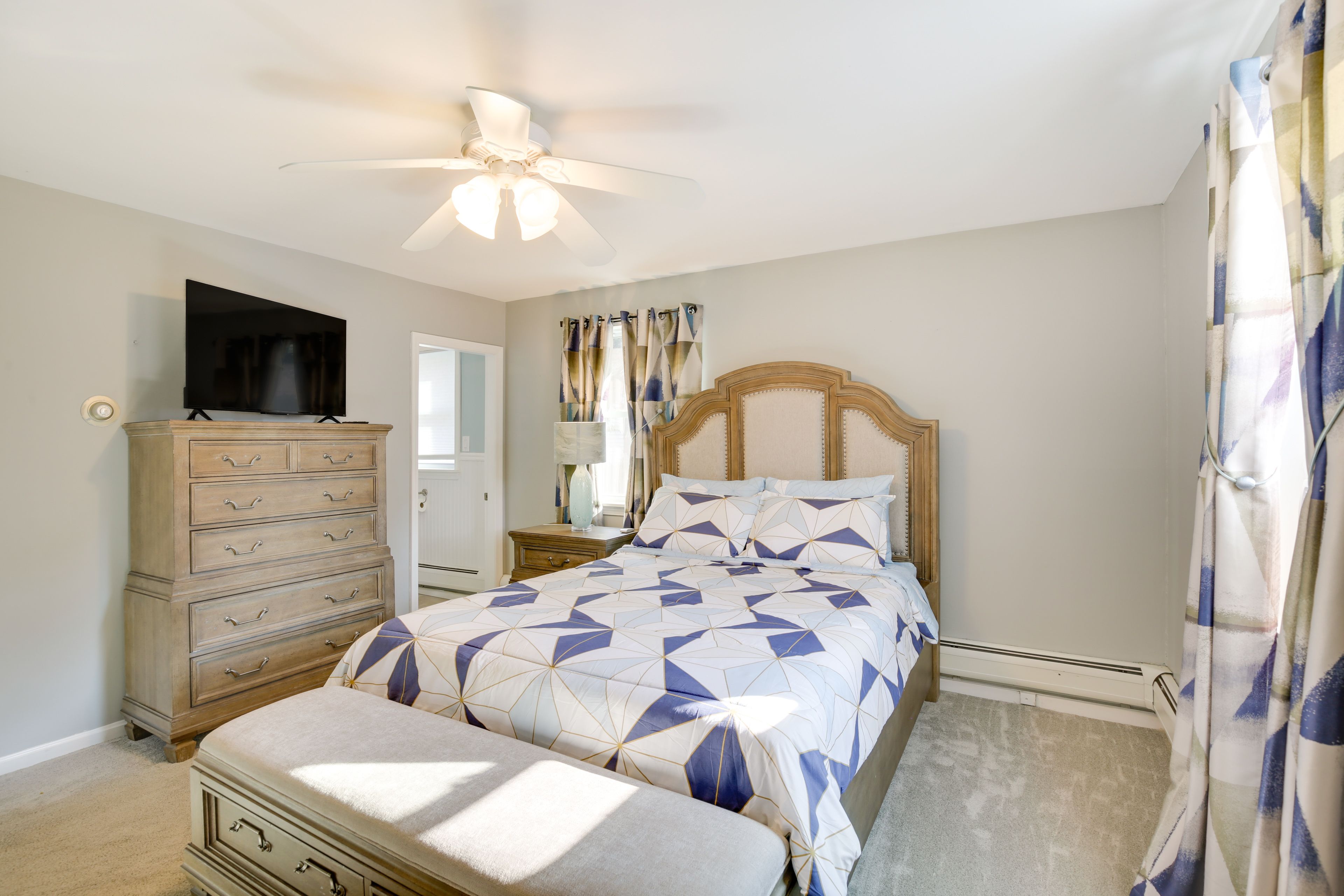 Bedroom 1 | Queen Bed | 1st Floor | Linens Provided | En-Suite Bathroom