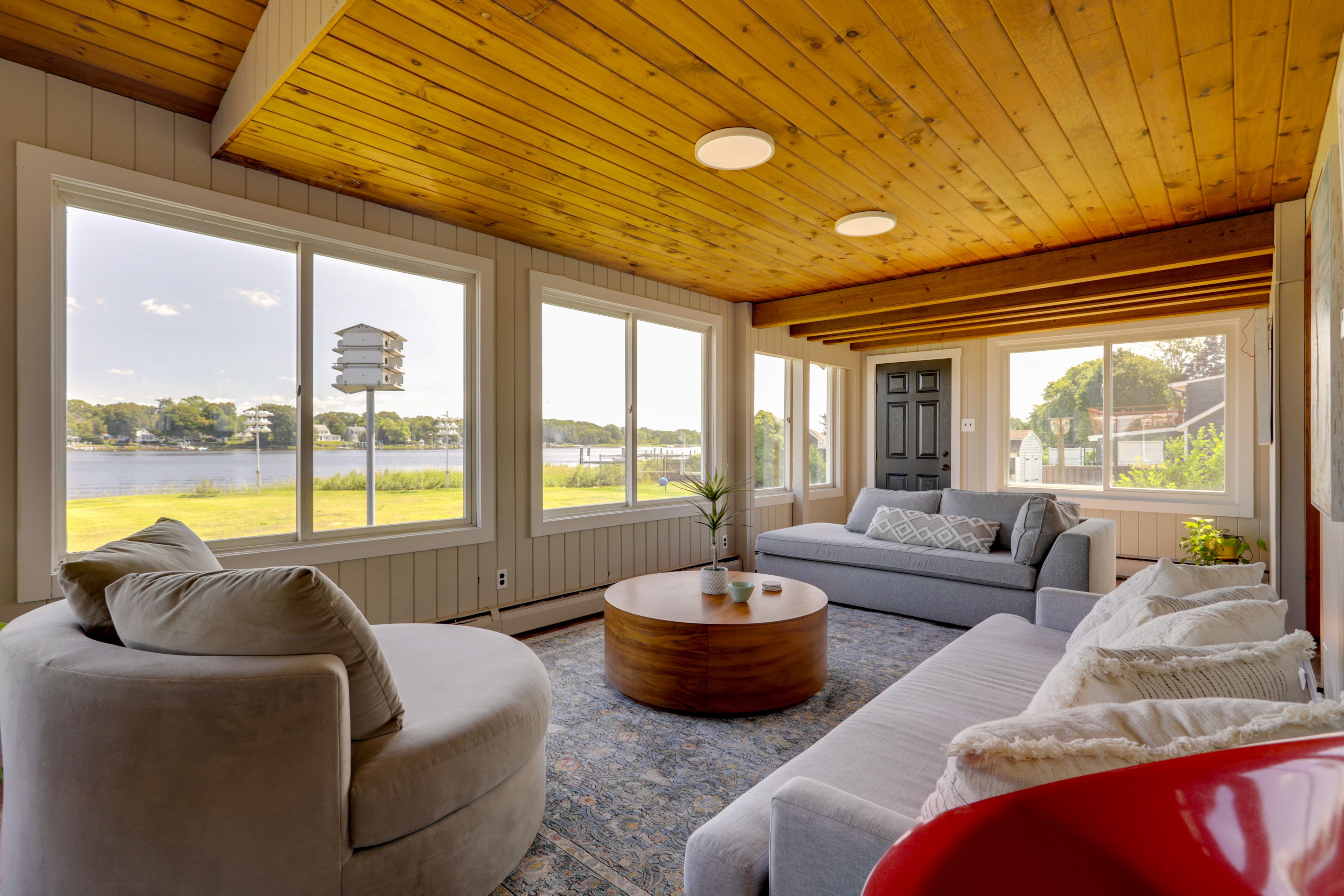 Barrington Vacation Rental | 10BR | 6BA | Stairs to Access | 5,600 Sq Ft