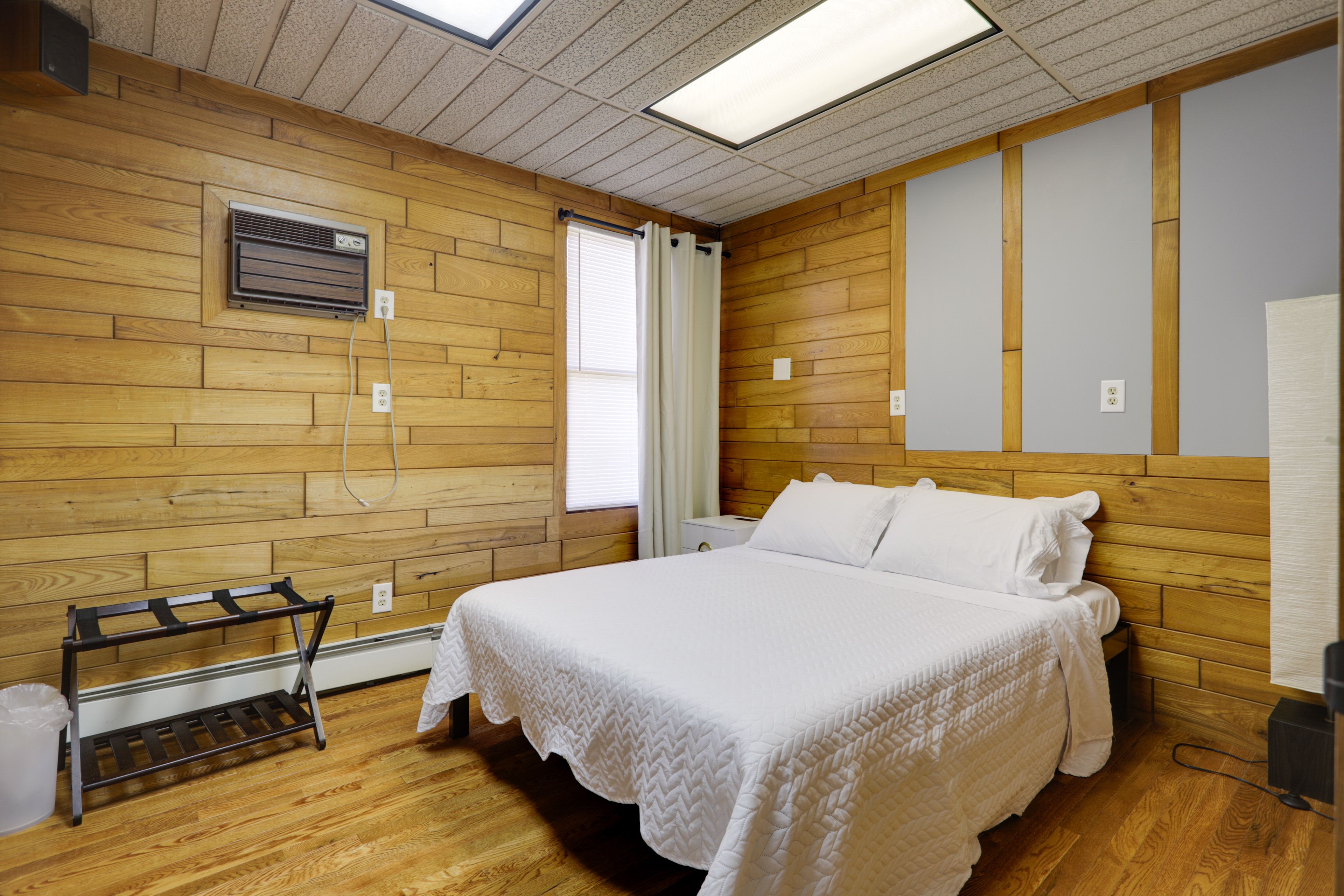 Bedroom 6 | Lower Level | Queen Bed