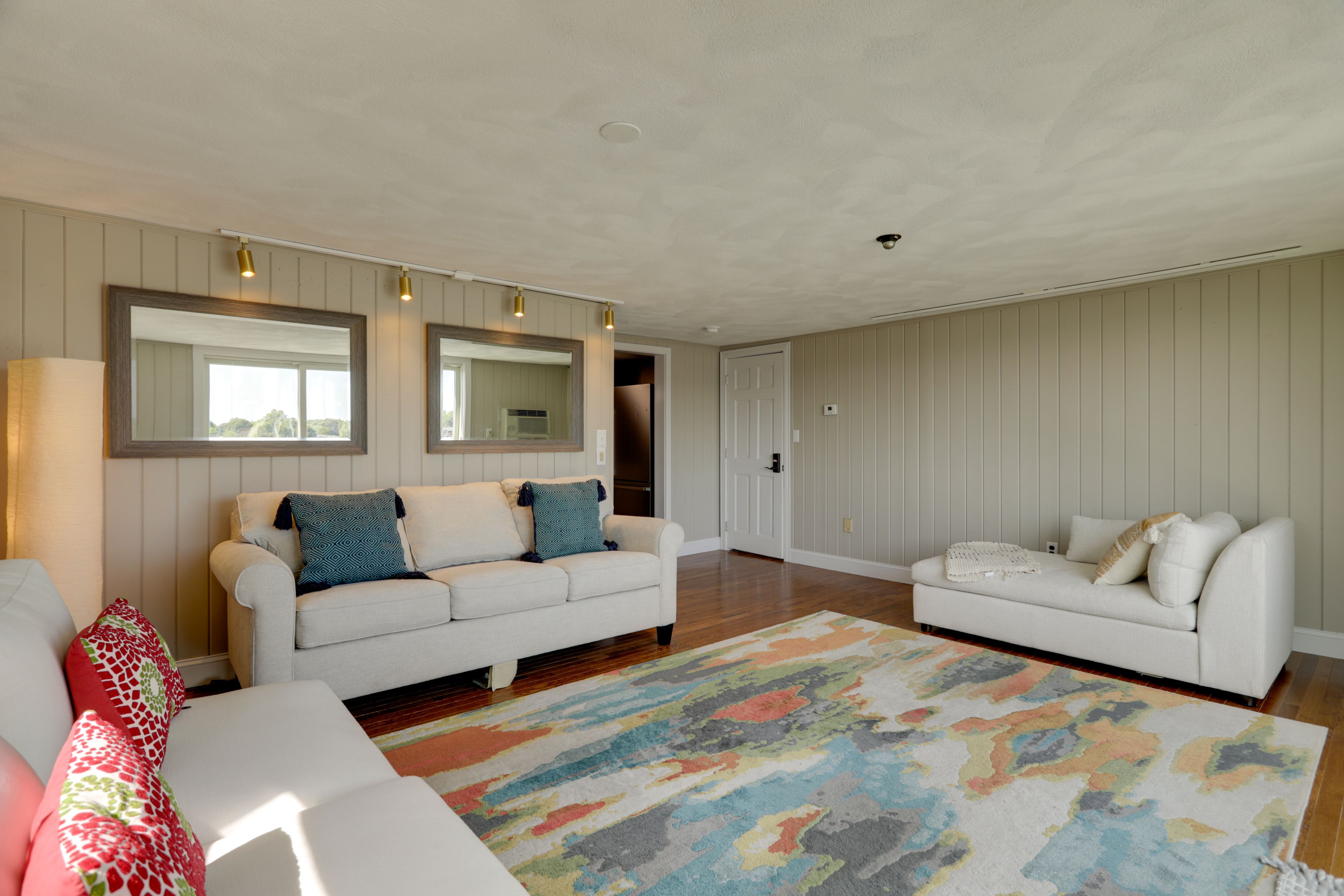Den | Balcony Access